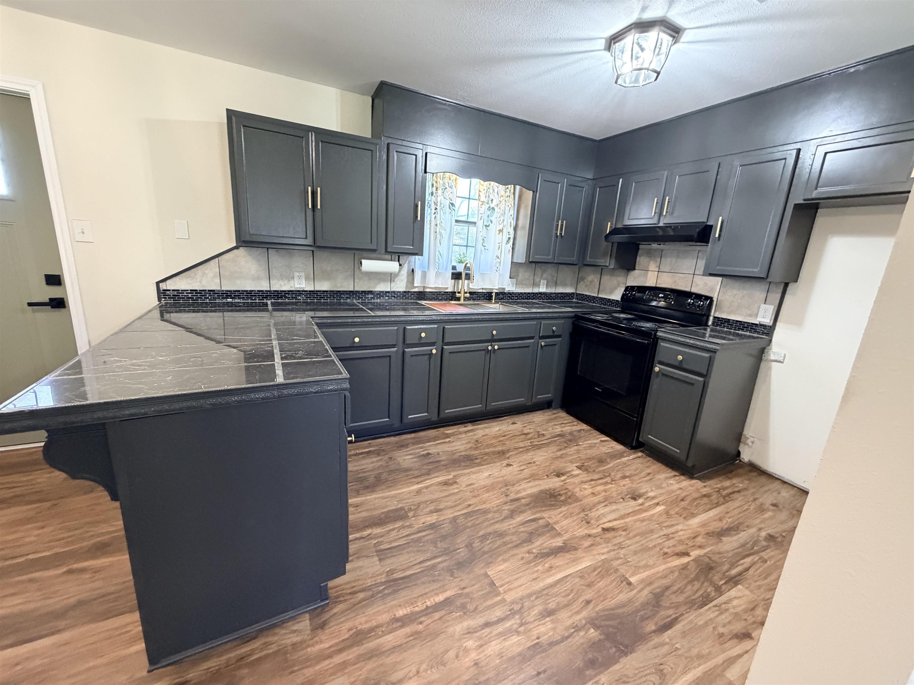 519 Frank t bunton  Lonoke, AR