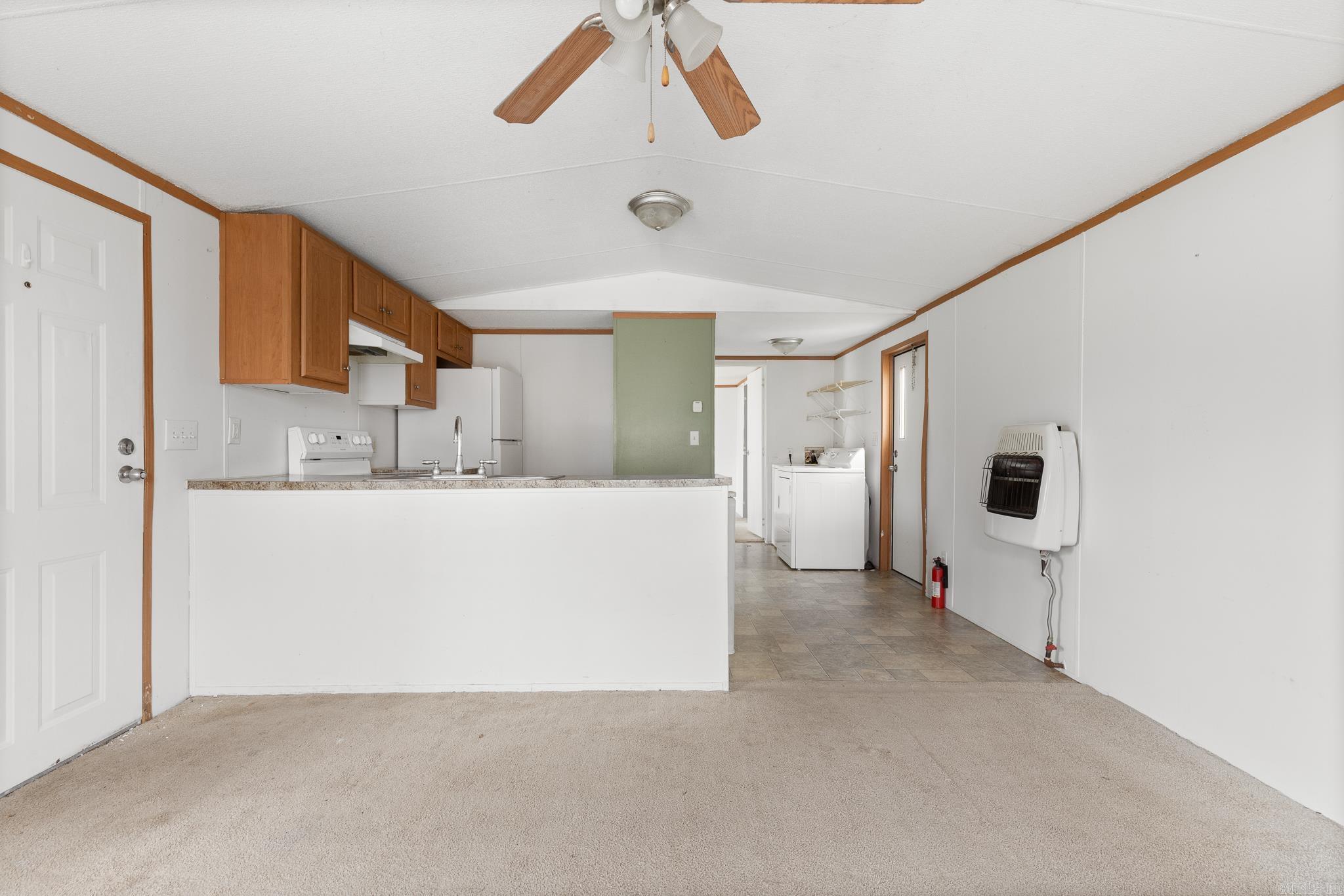 18581 West  Lead Hill, AR