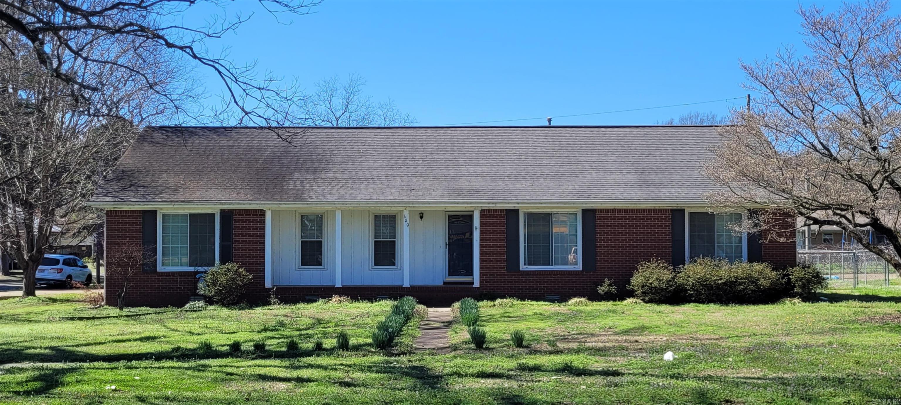 400 N Edmonds  McCrory, AR