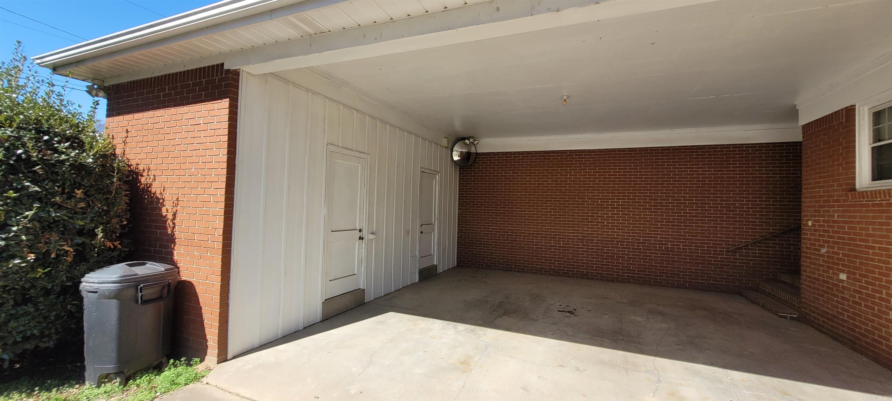 400 N Edmonds  McCrory, AR