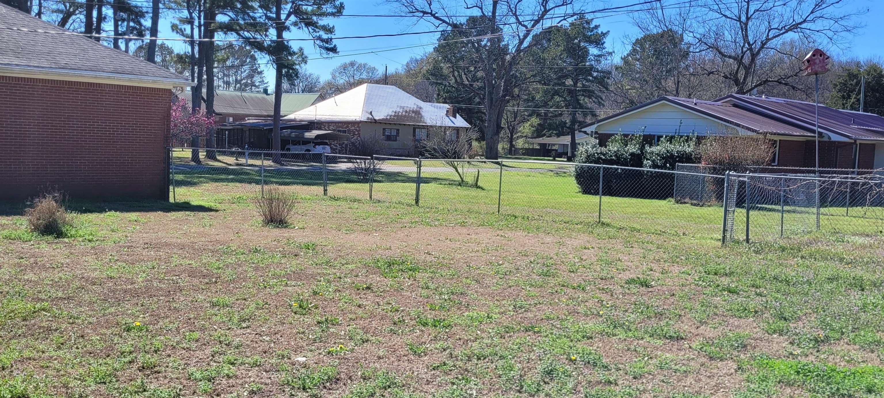 400 N Edmonds  McCrory, AR