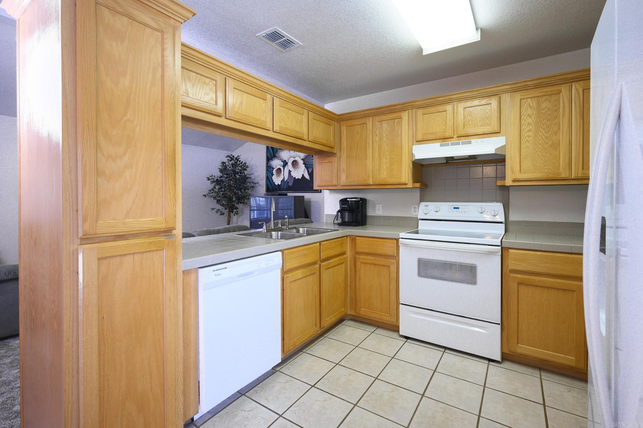 908 Orchard  Mena, AR