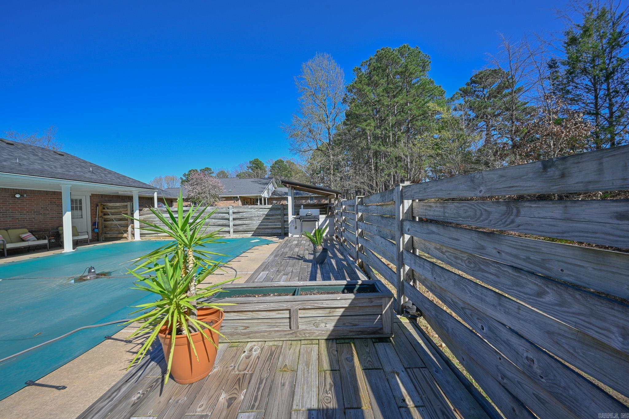 908 Orchard  Mena, AR