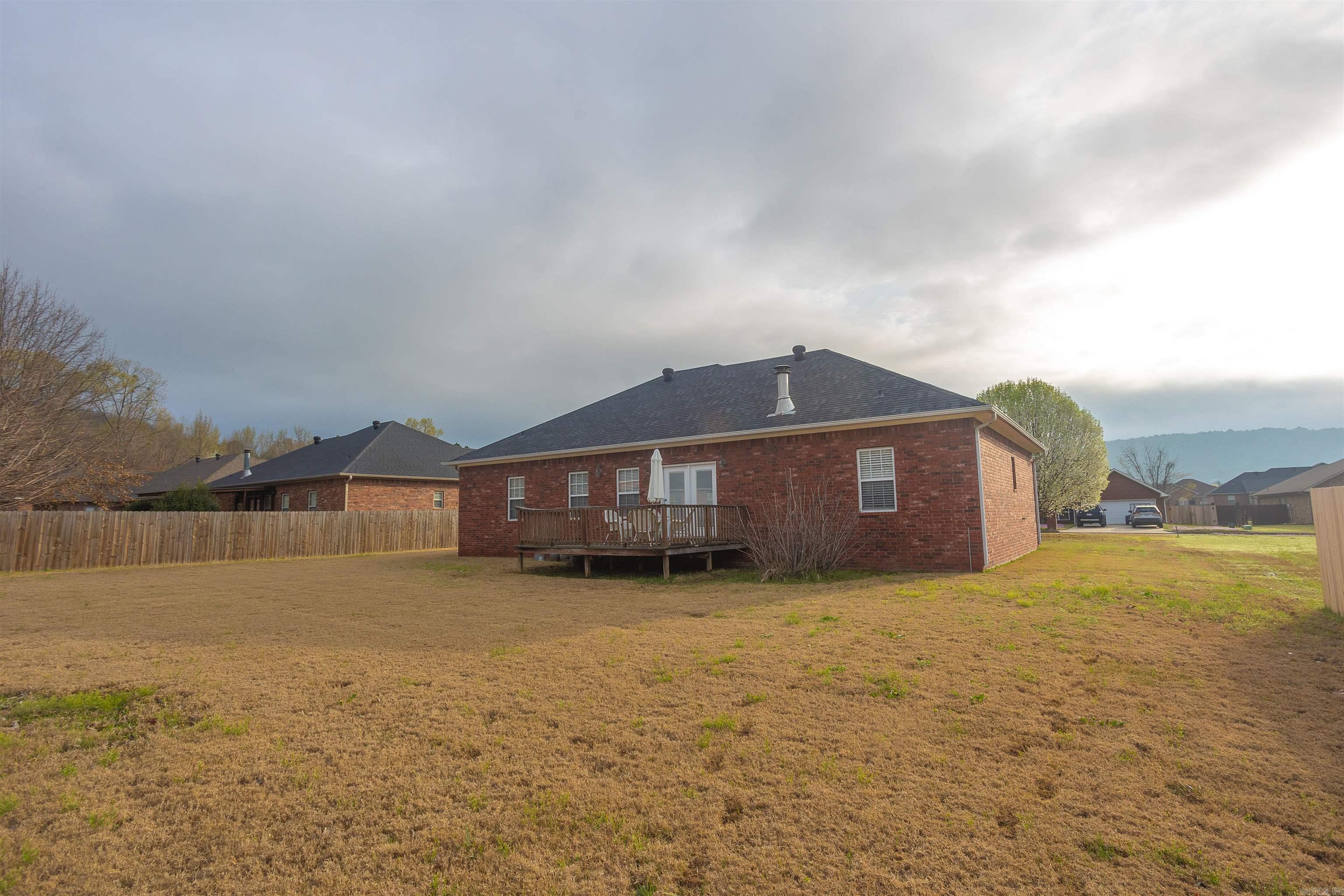 107 Salmon  Russellville, AR