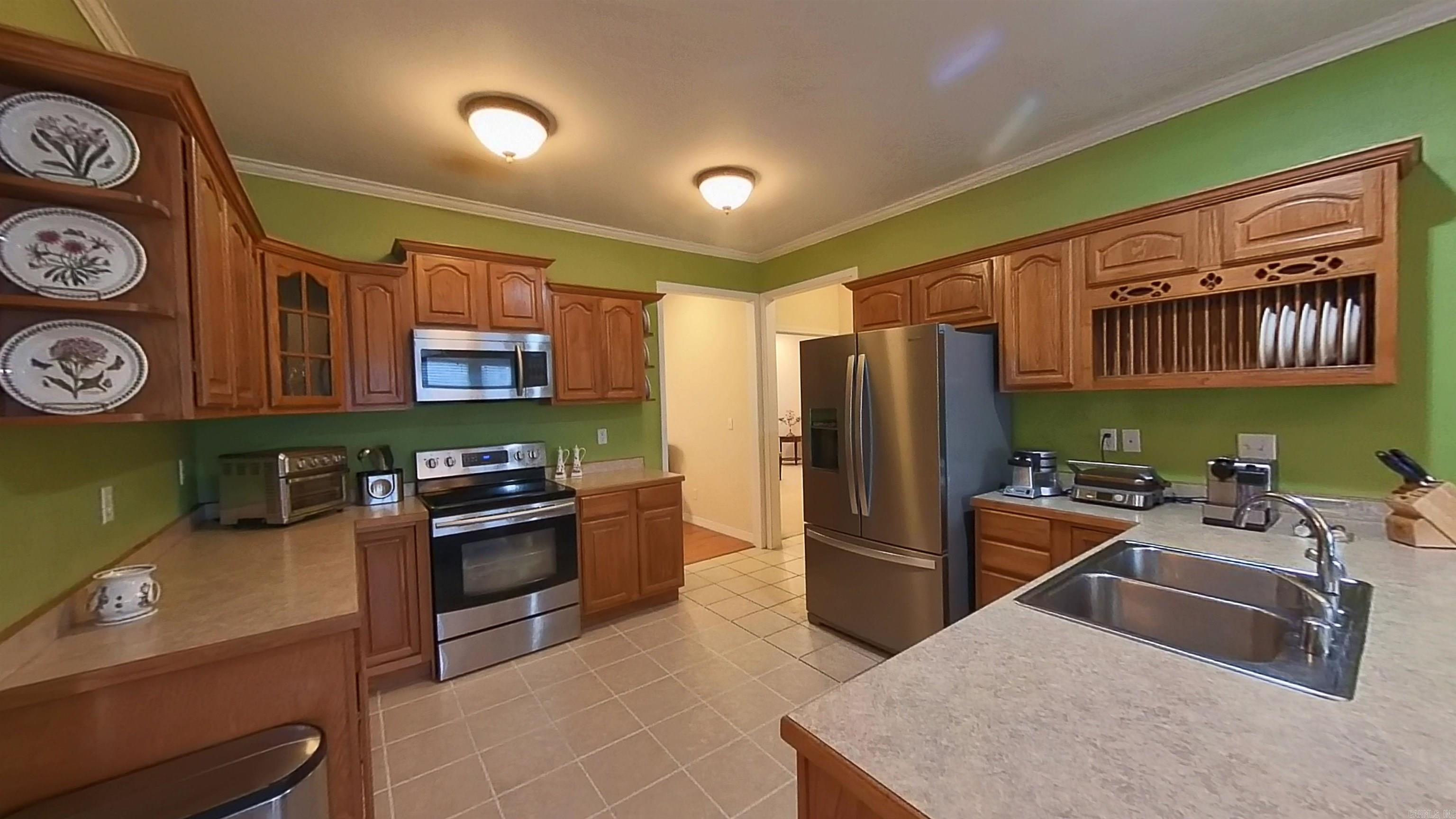 107 Salmon  Russellville, AR