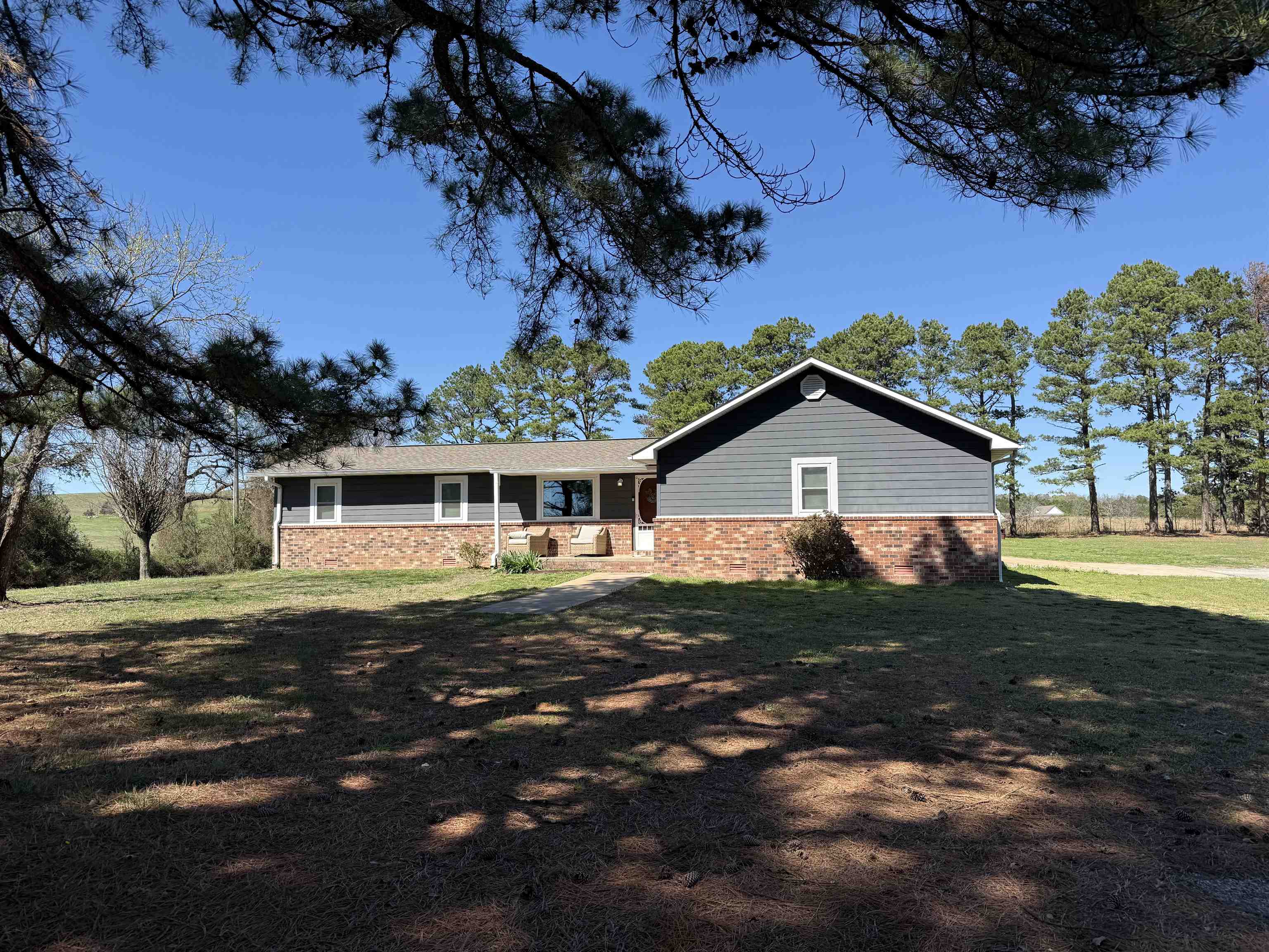 2373 West Road  Mount Pleasant, AR