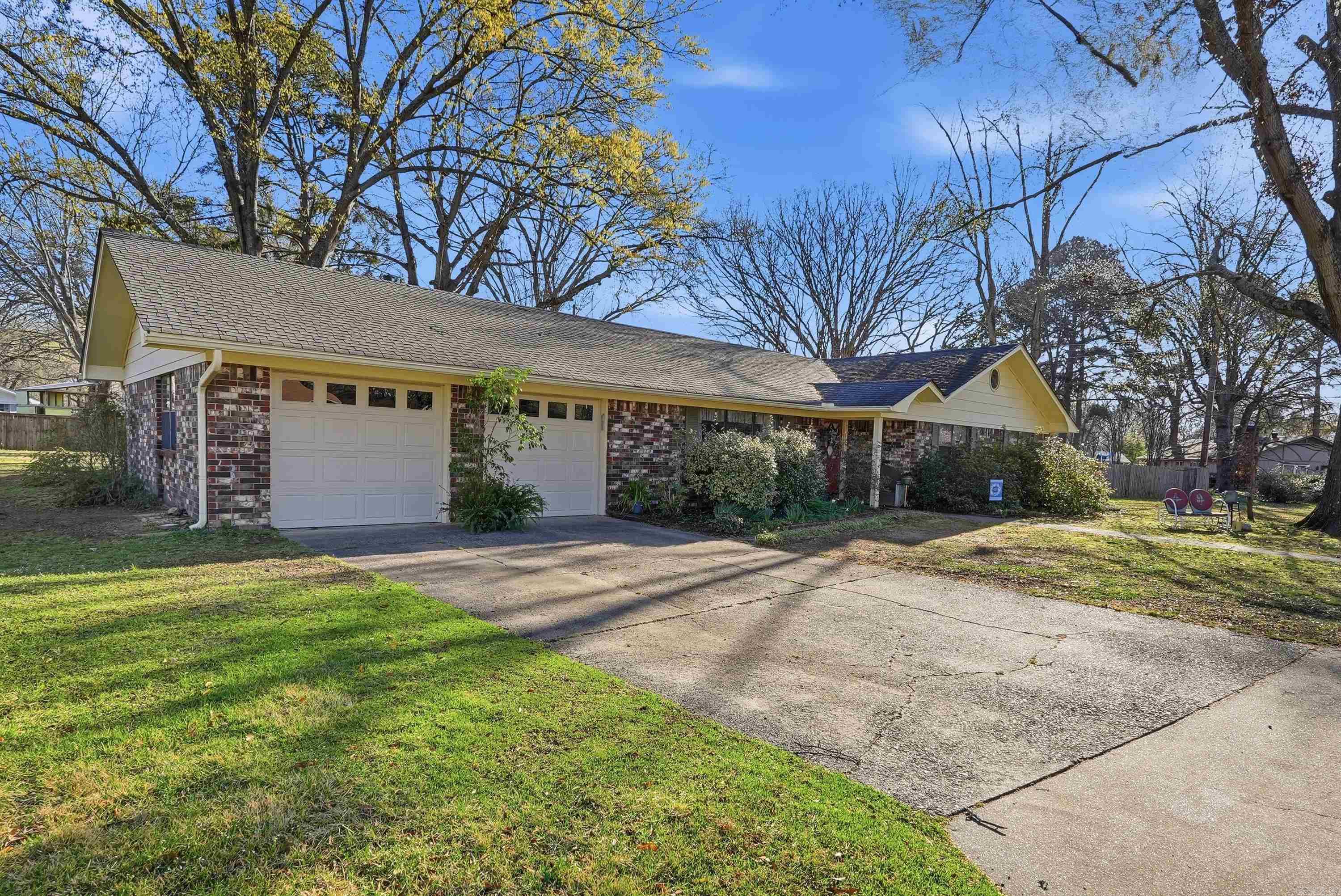 2 Pin Oak  Conway, AR