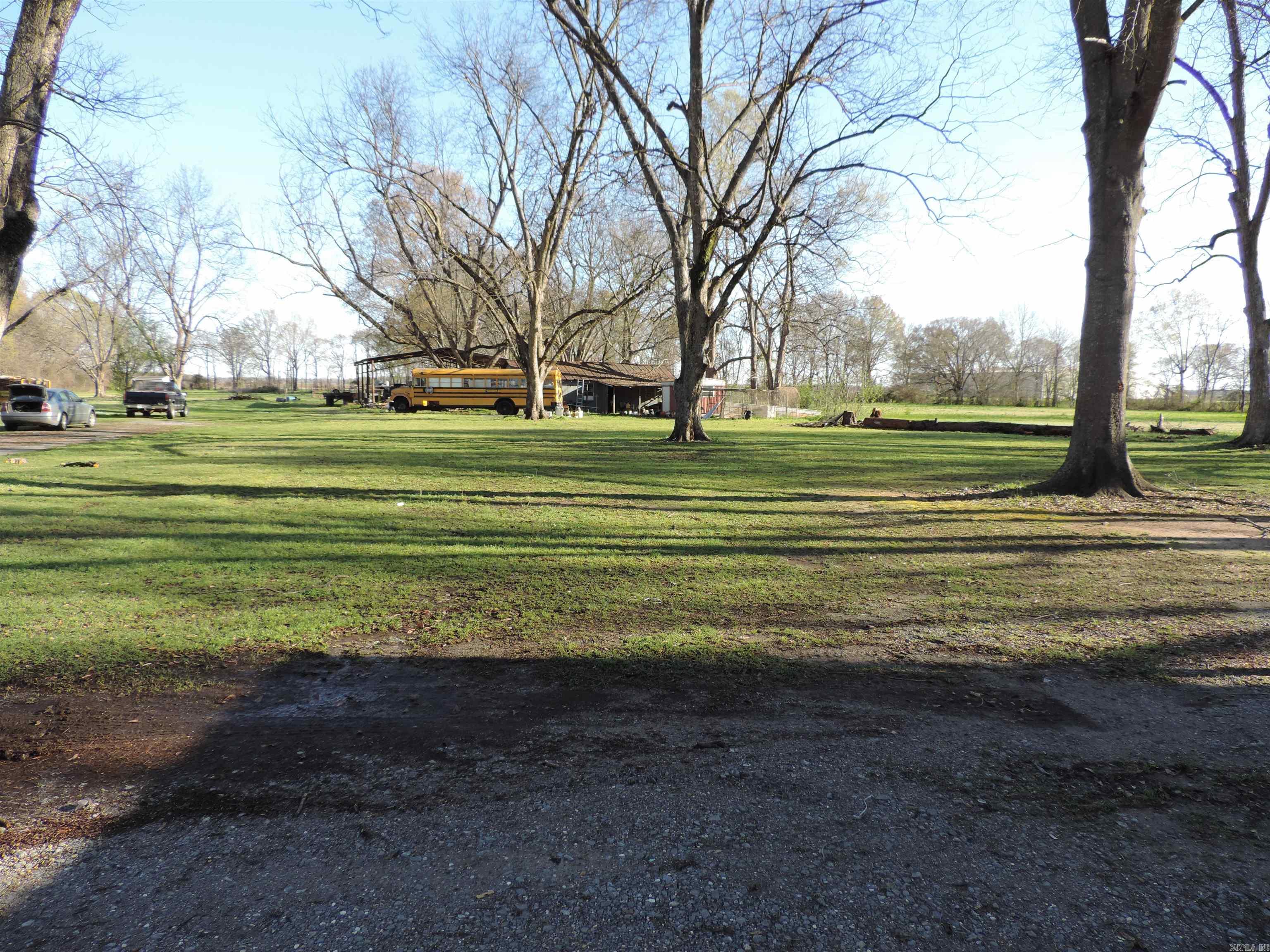 400 Crooked Bayou  McGehee, AR