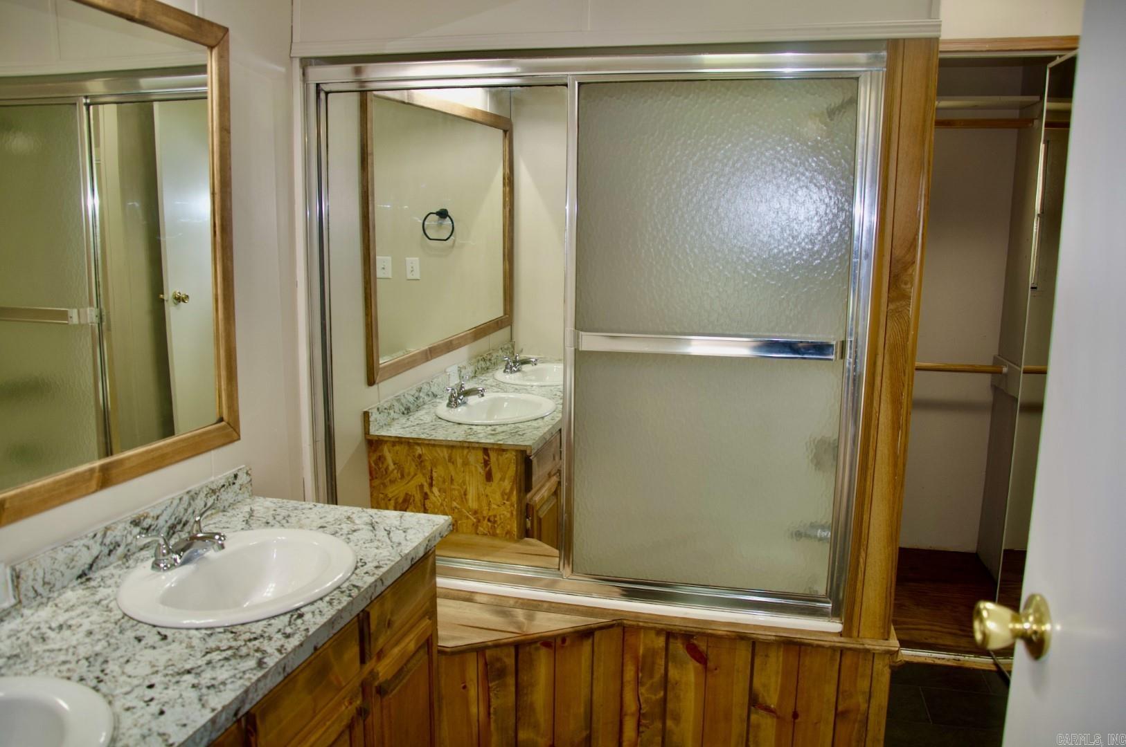 1516 Treasure Isle Rd  Hot Springs, AR