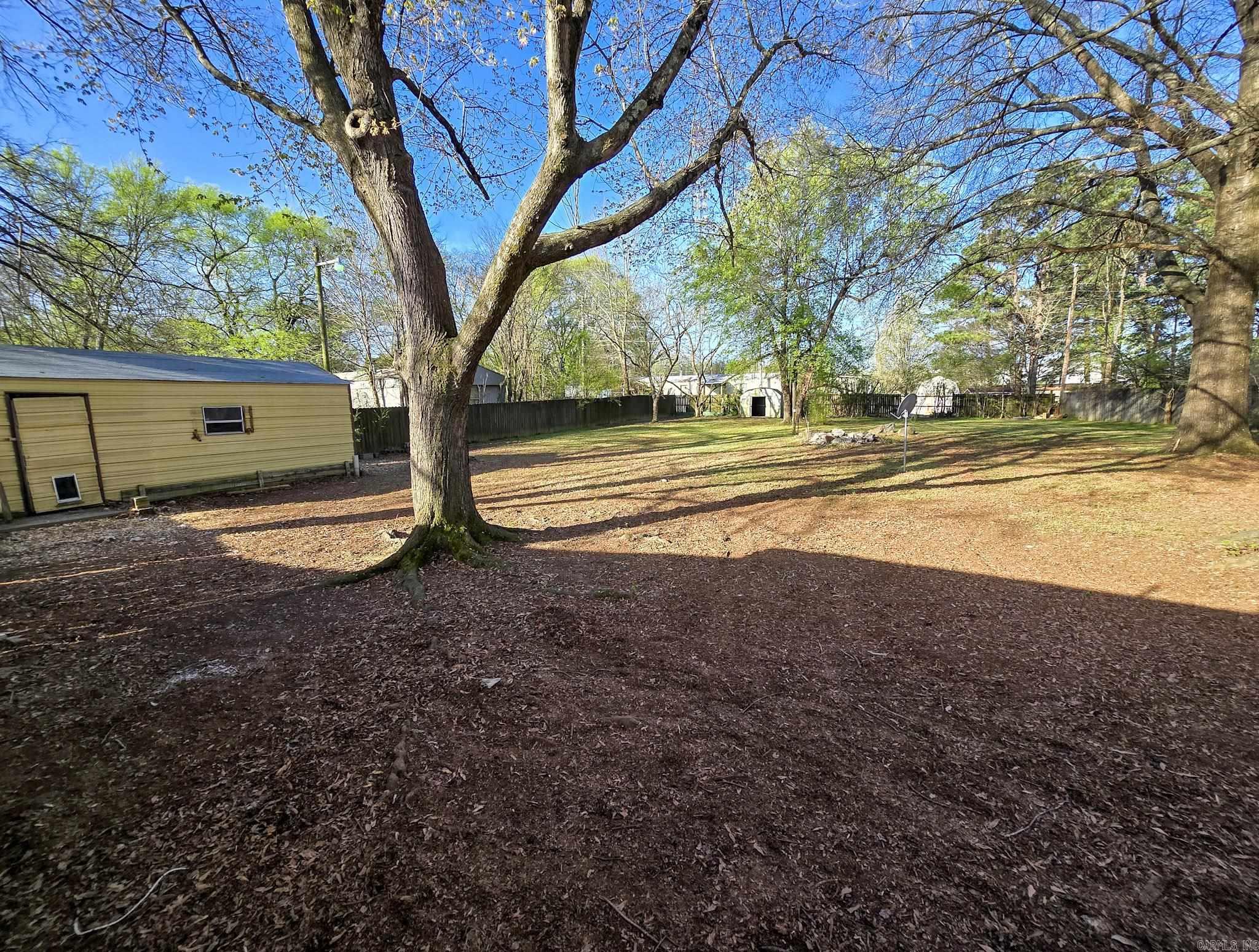 8201 Camelia  Benton, AR