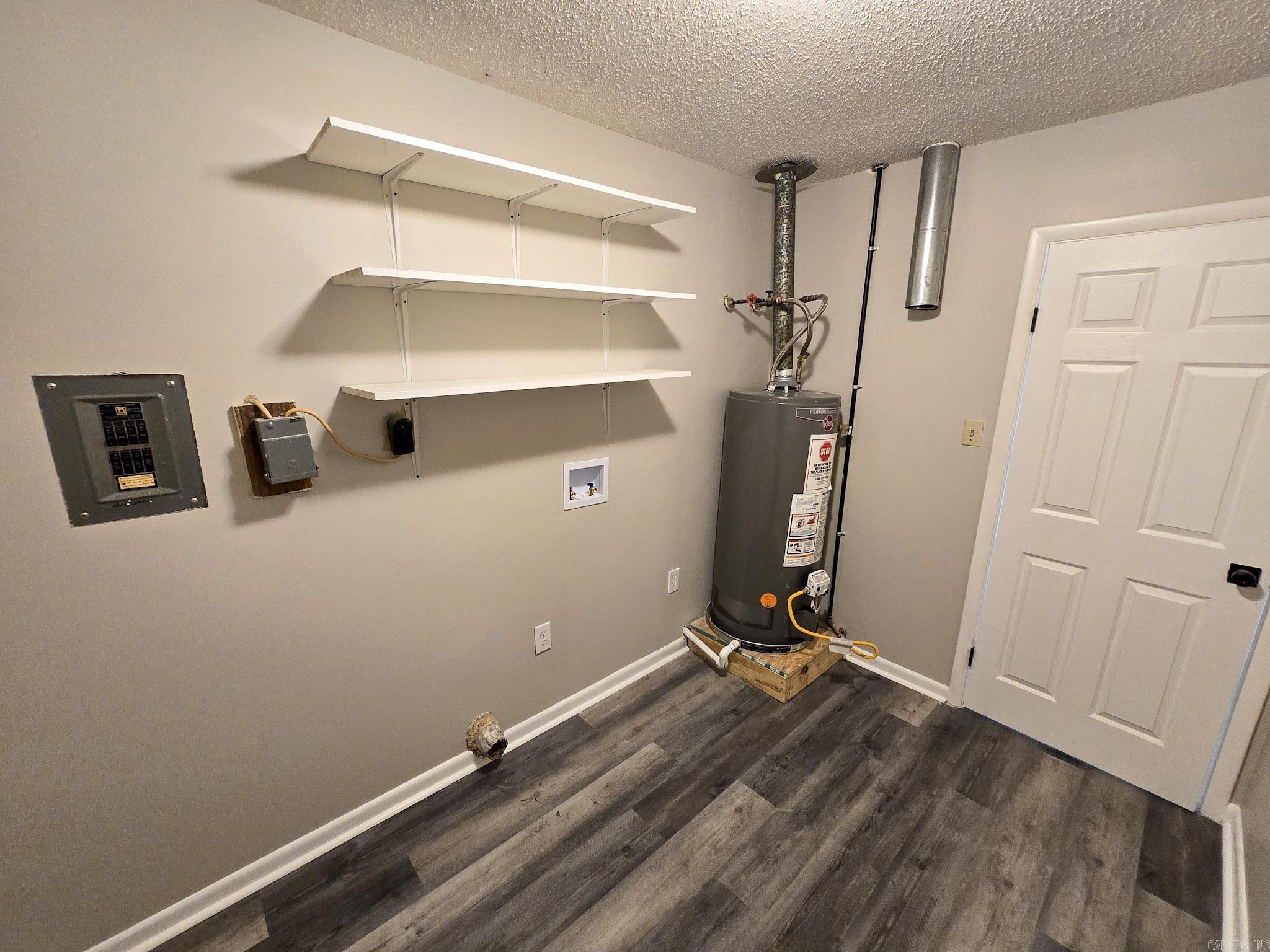 8201 Camelia  Benton, AR