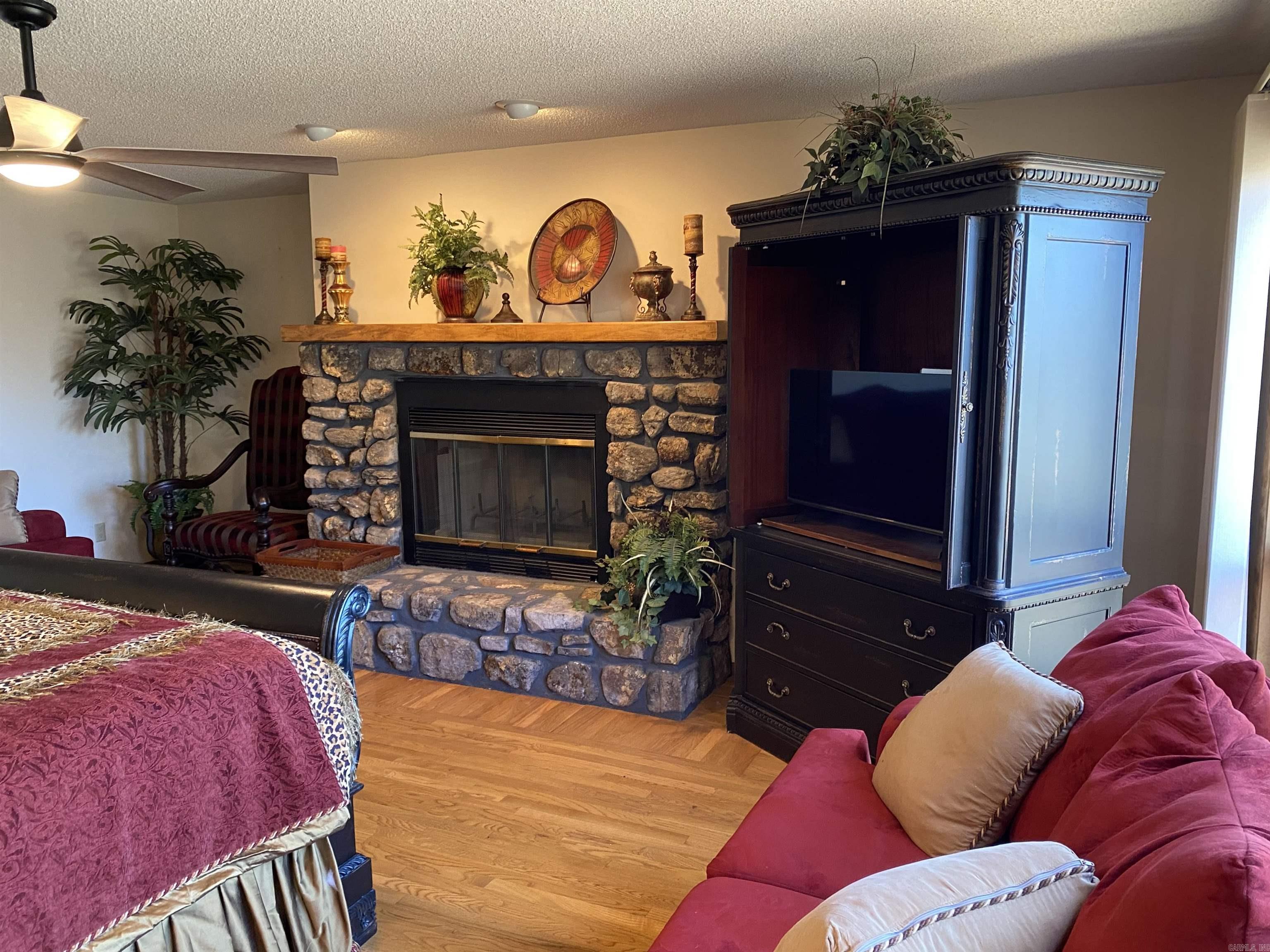 125A Vista  Mount Ida, AR