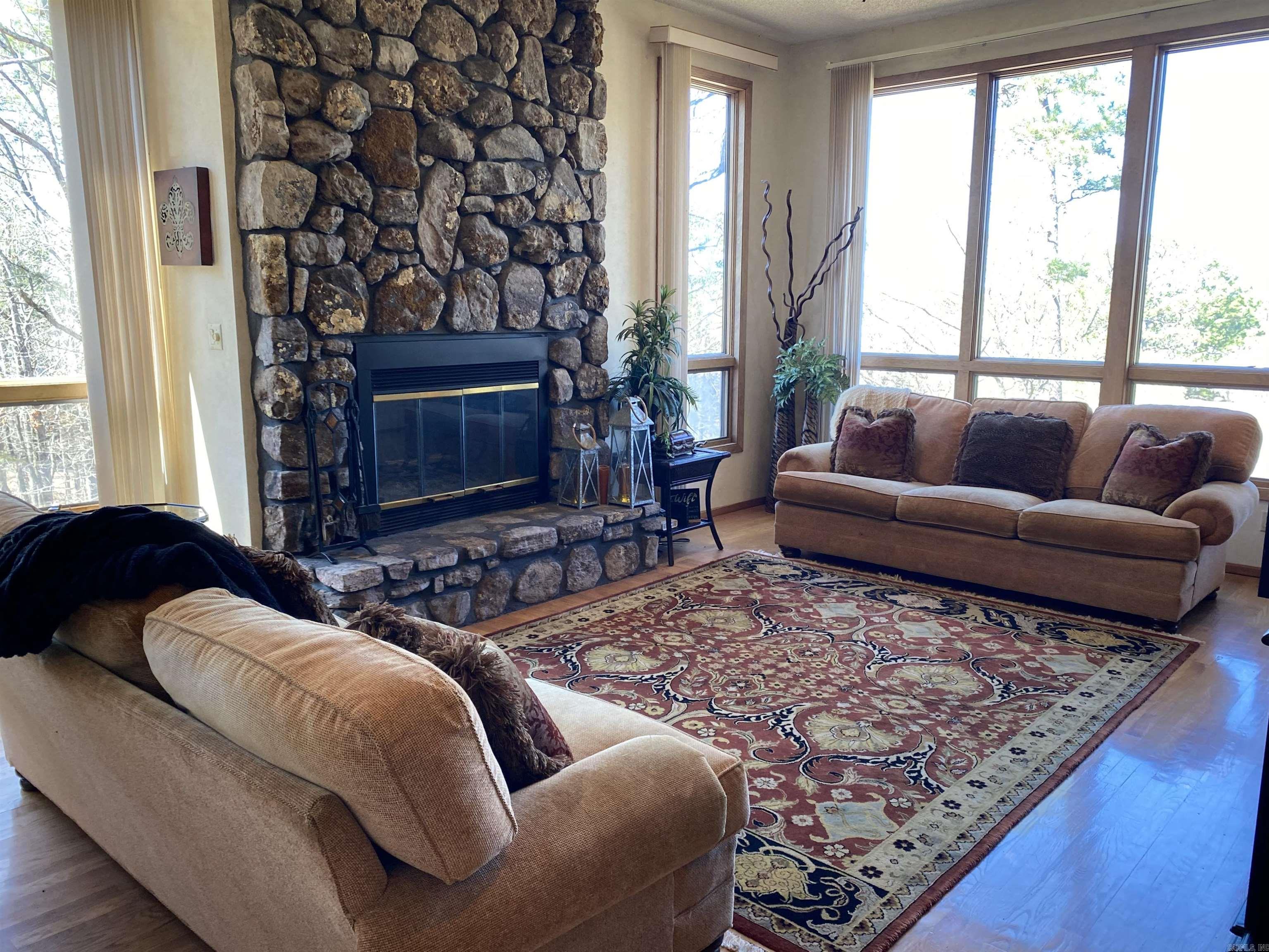 125A Vista  Mount Ida, AR