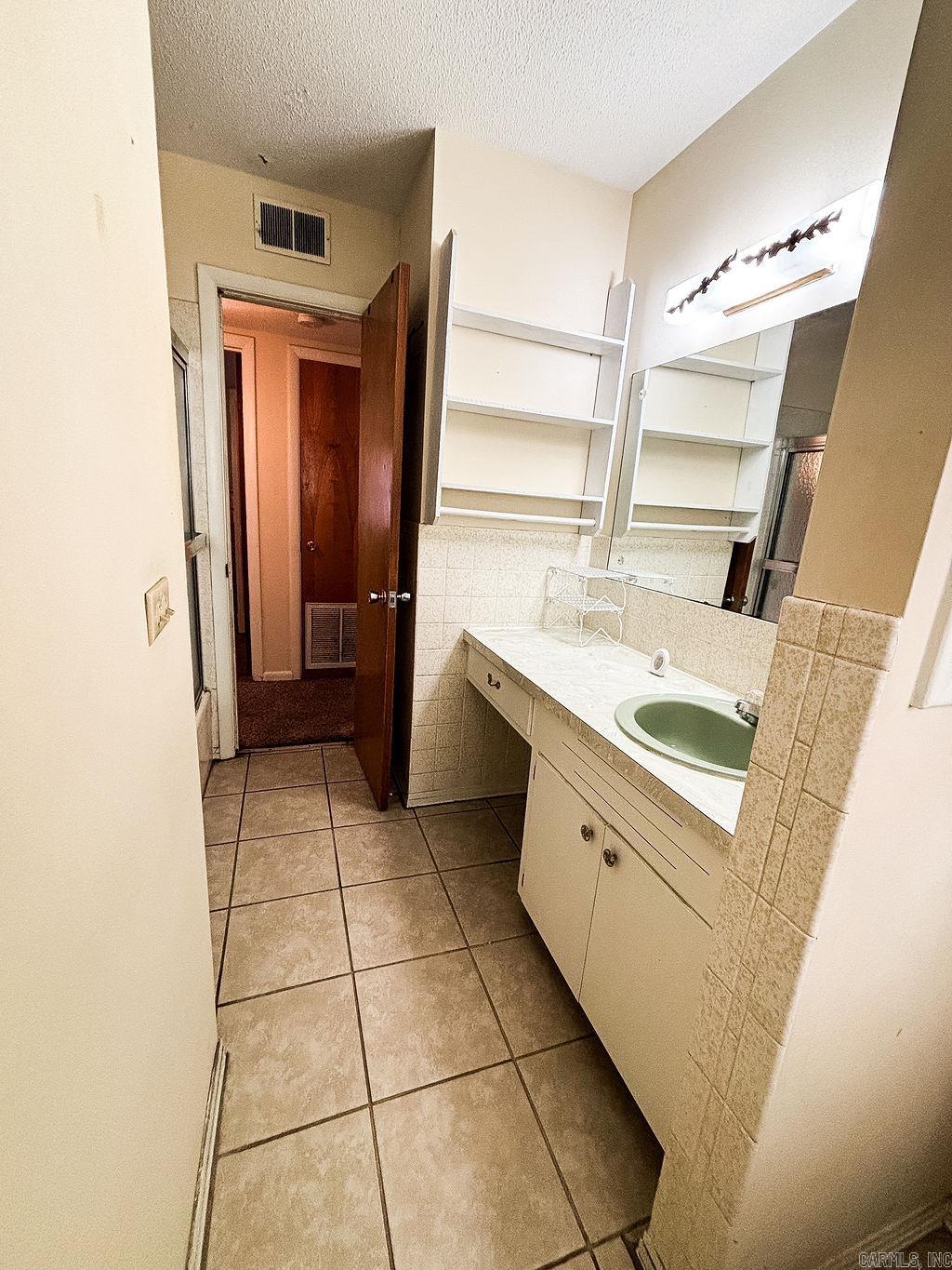 818 Locust  Mountain Home, AR