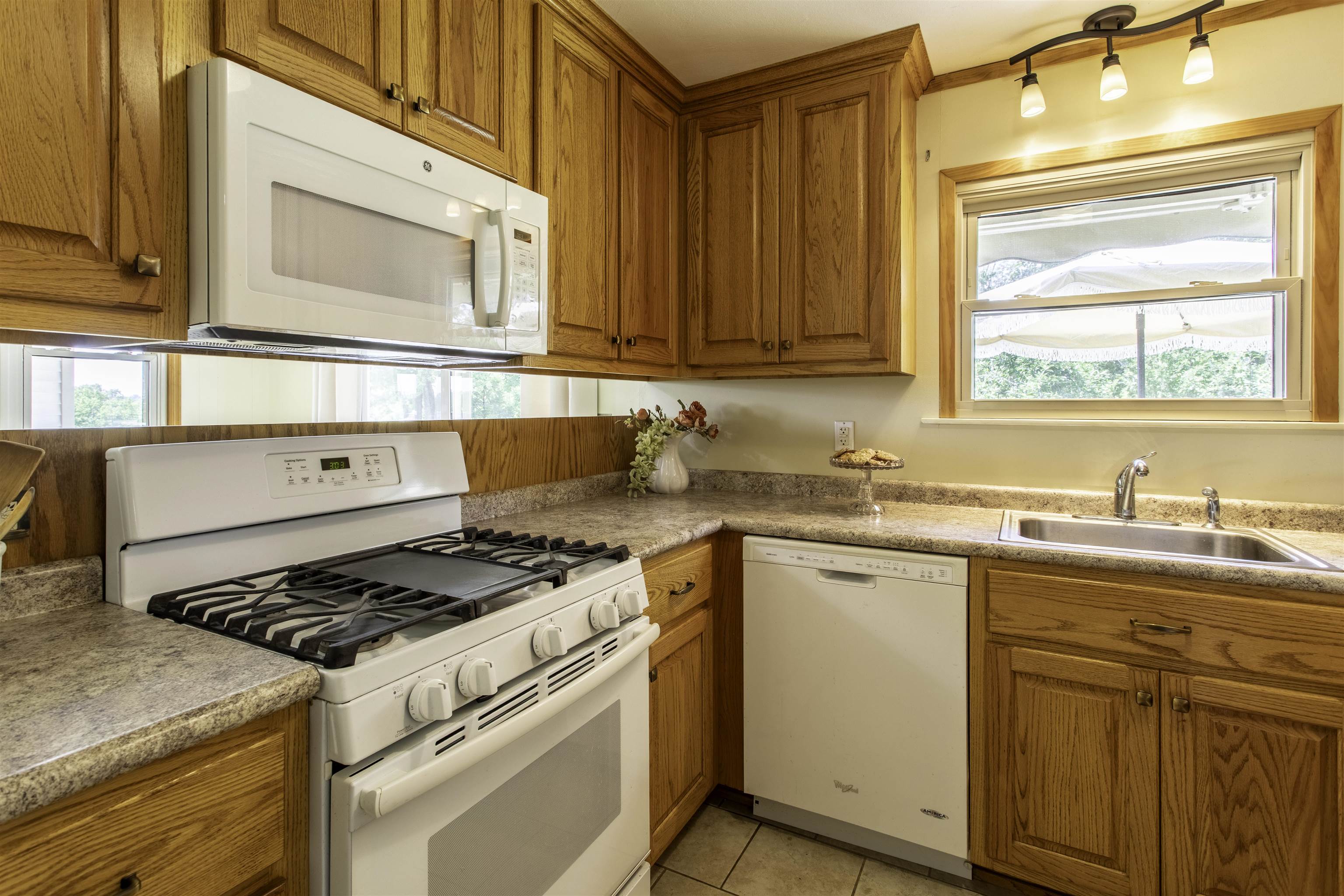 14 Arkansaw Traveller  Highland, AR