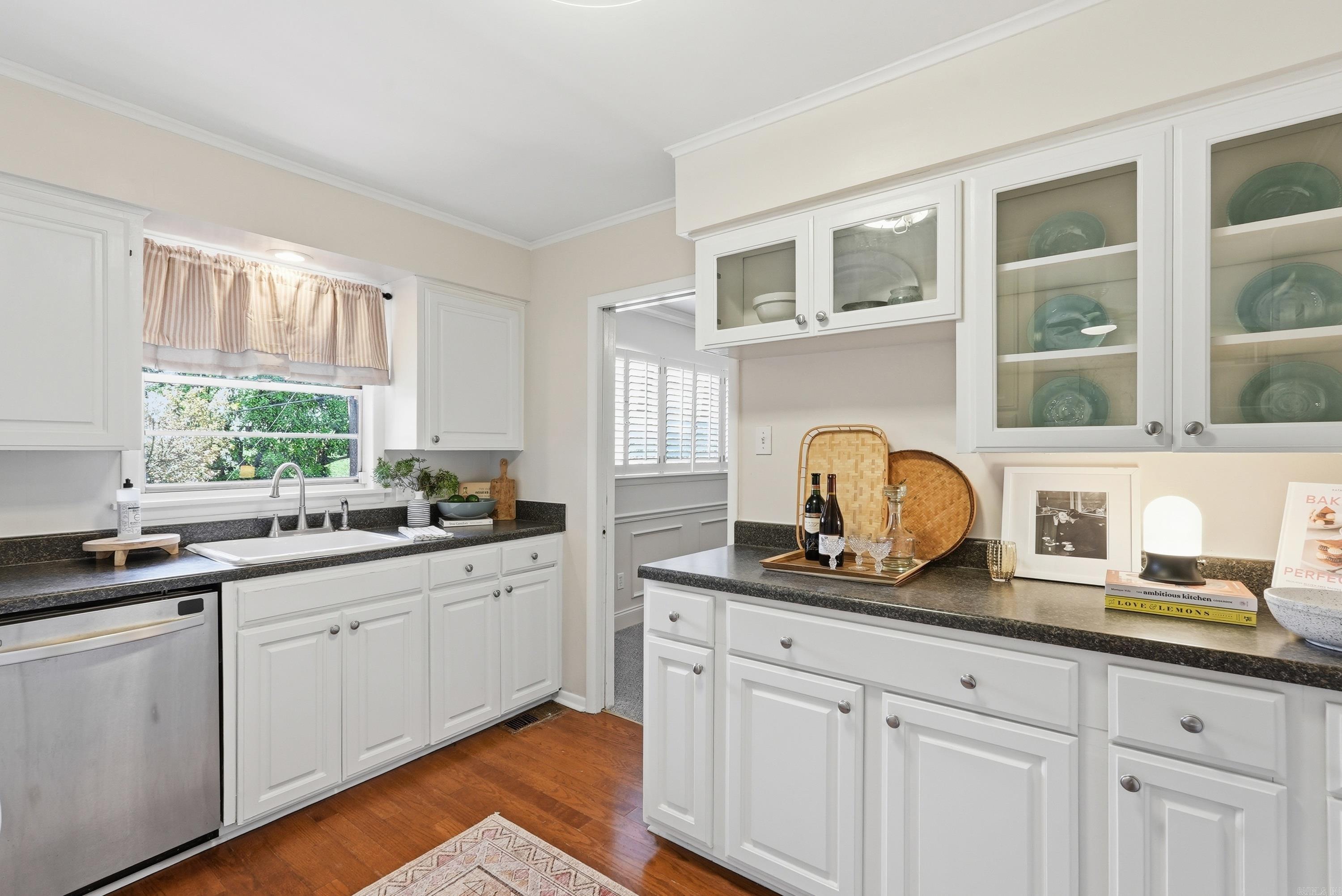 8301 Red Oak  Little Rock, AR