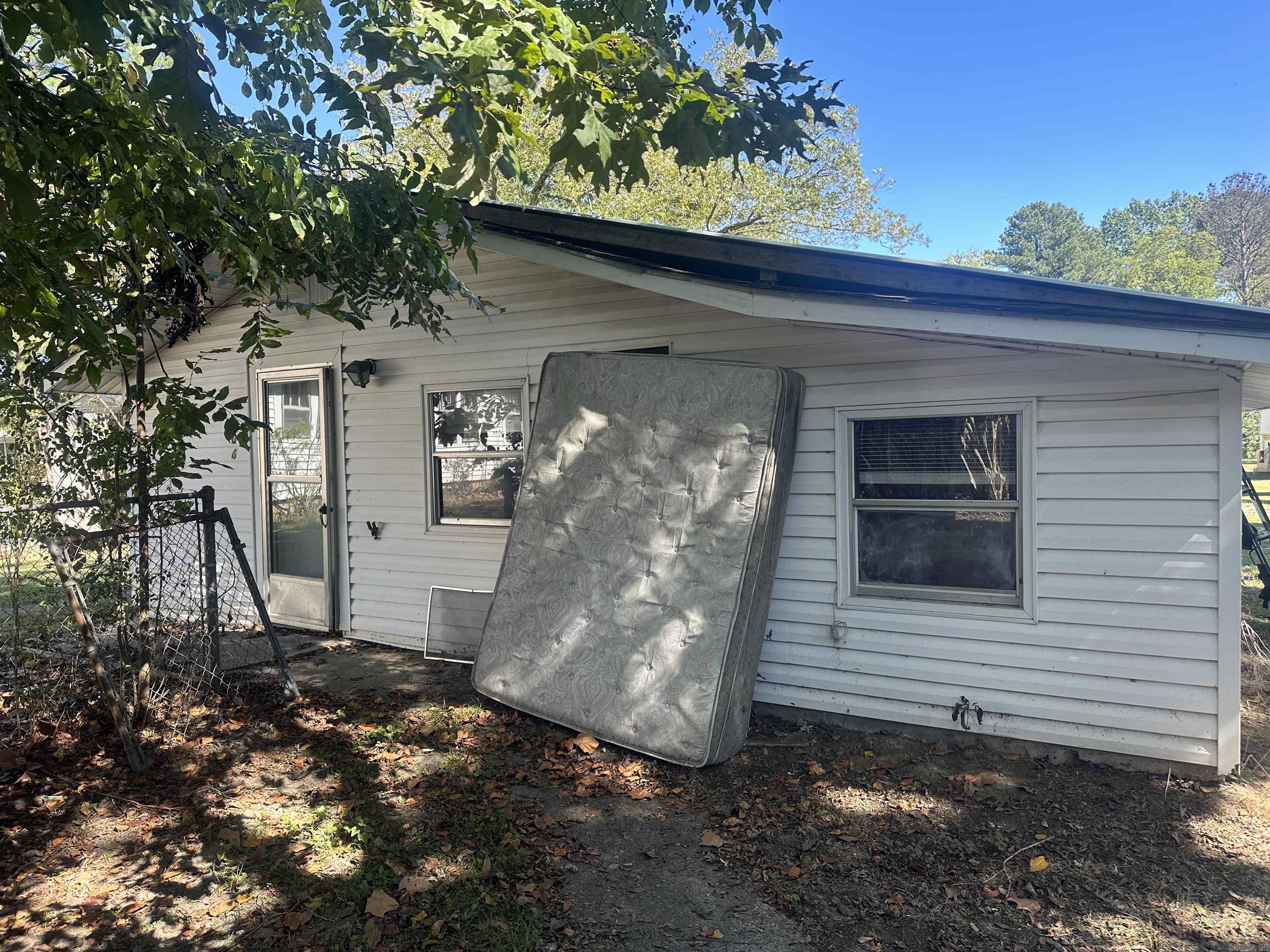 208 & 206 Moore  Ward, AR