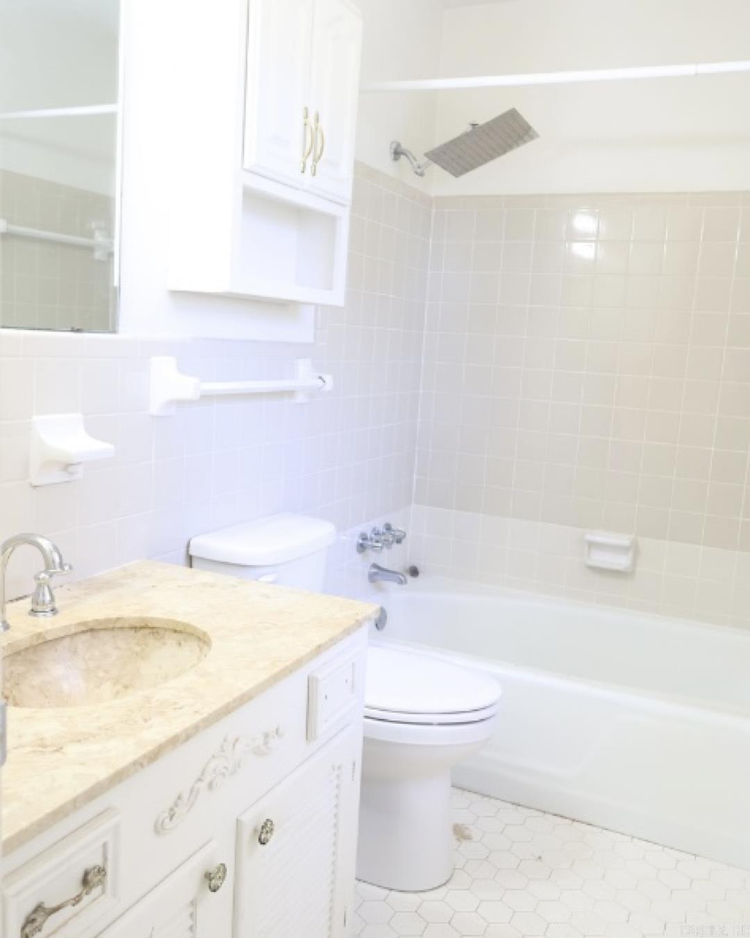 2010 Gunpowder  Little Rock, AR