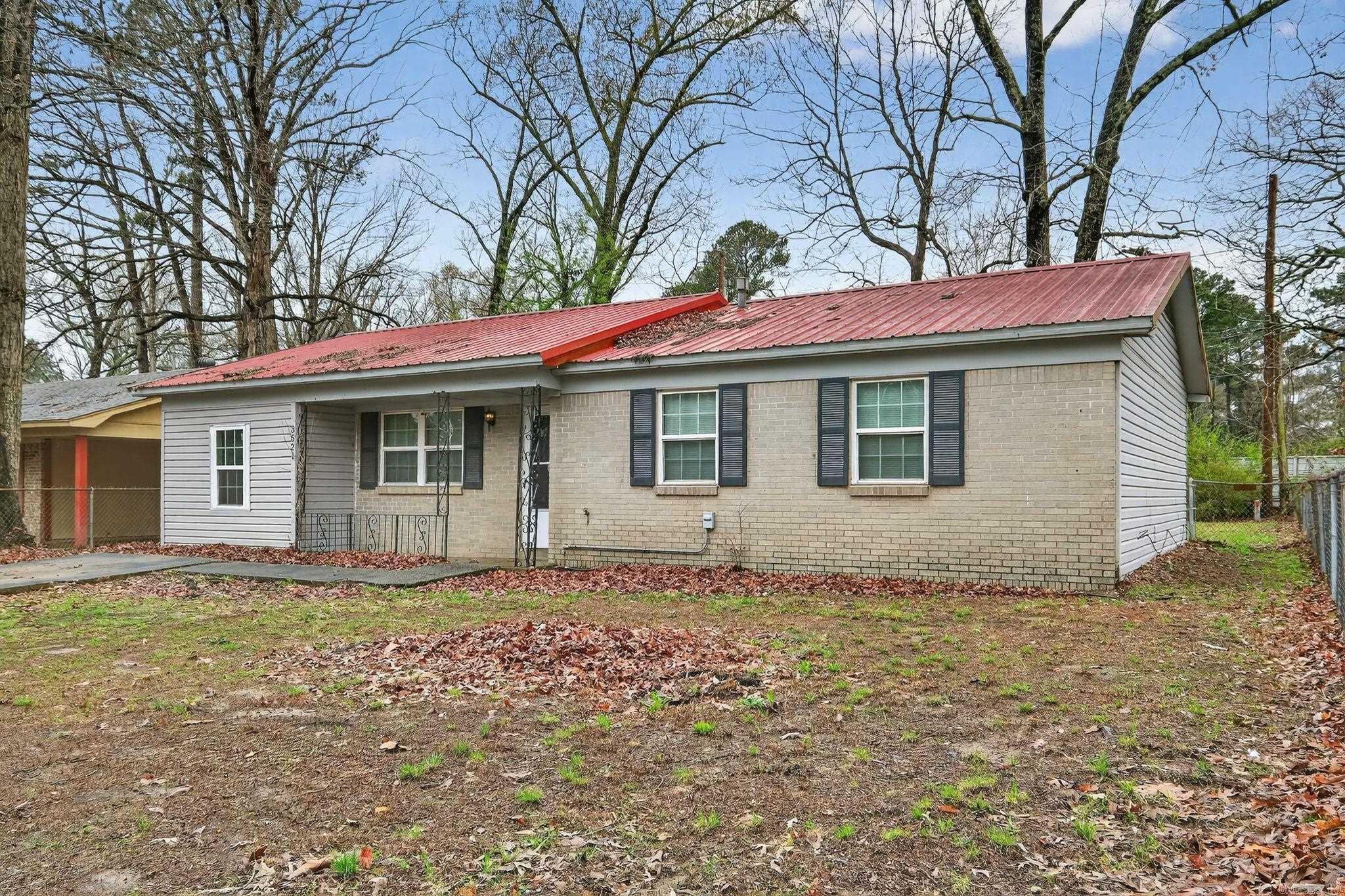 3521 Pinewood  Little Rock, AR