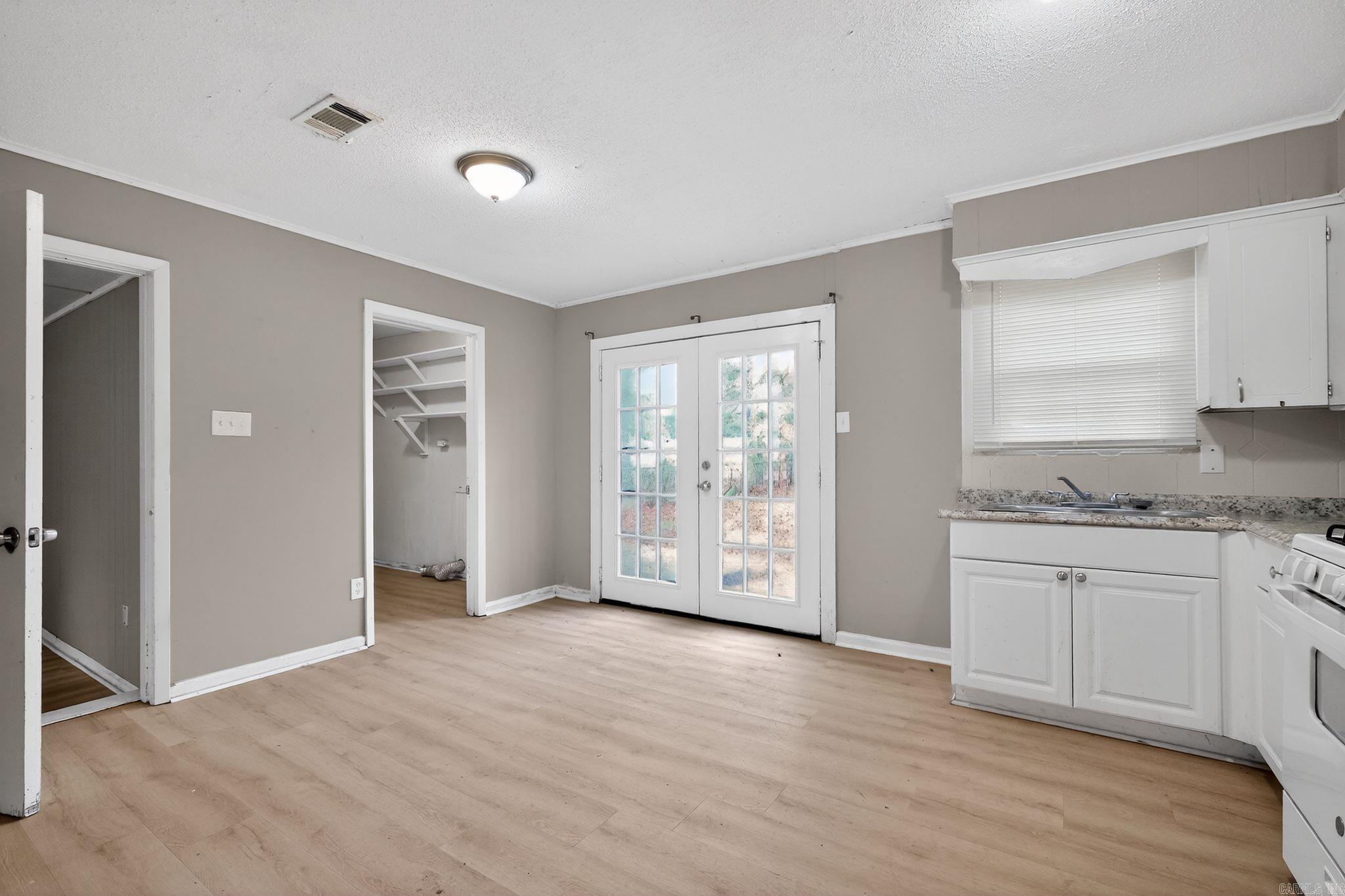 3521 Pinewood  Little Rock, AR