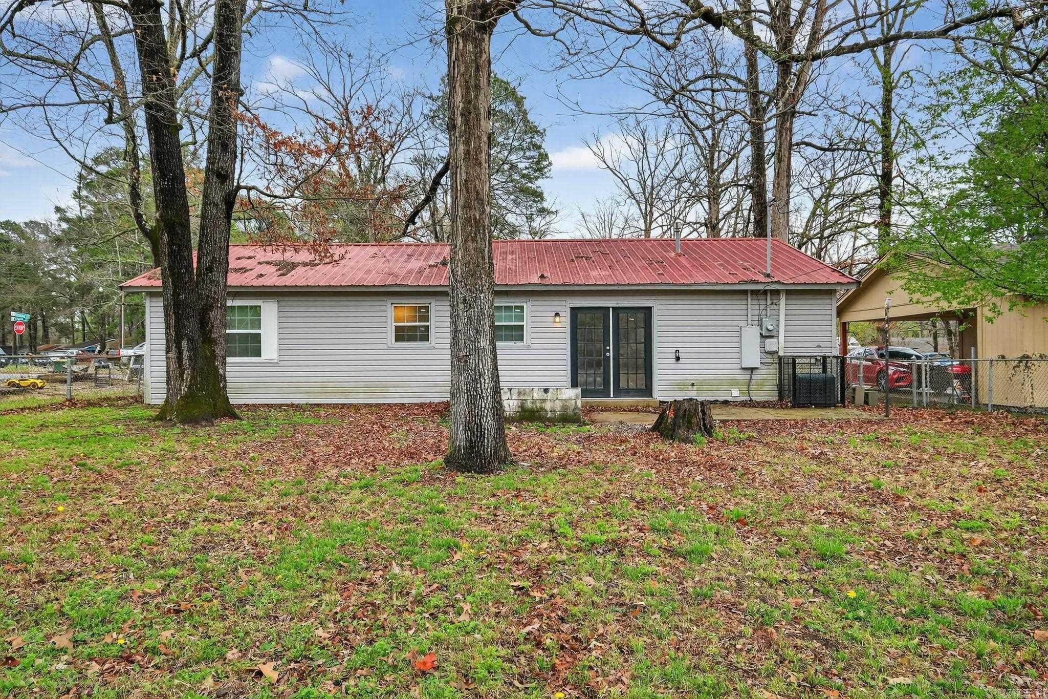 3521 Pinewood  Little Rock, AR