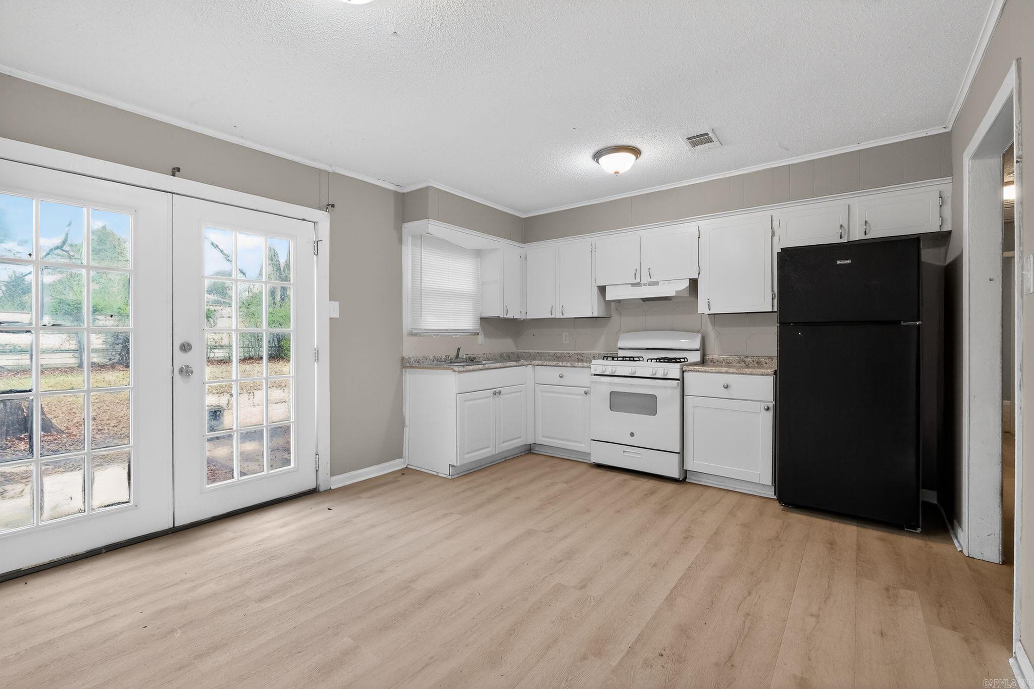 3521 Pinewood  Little Rock, AR