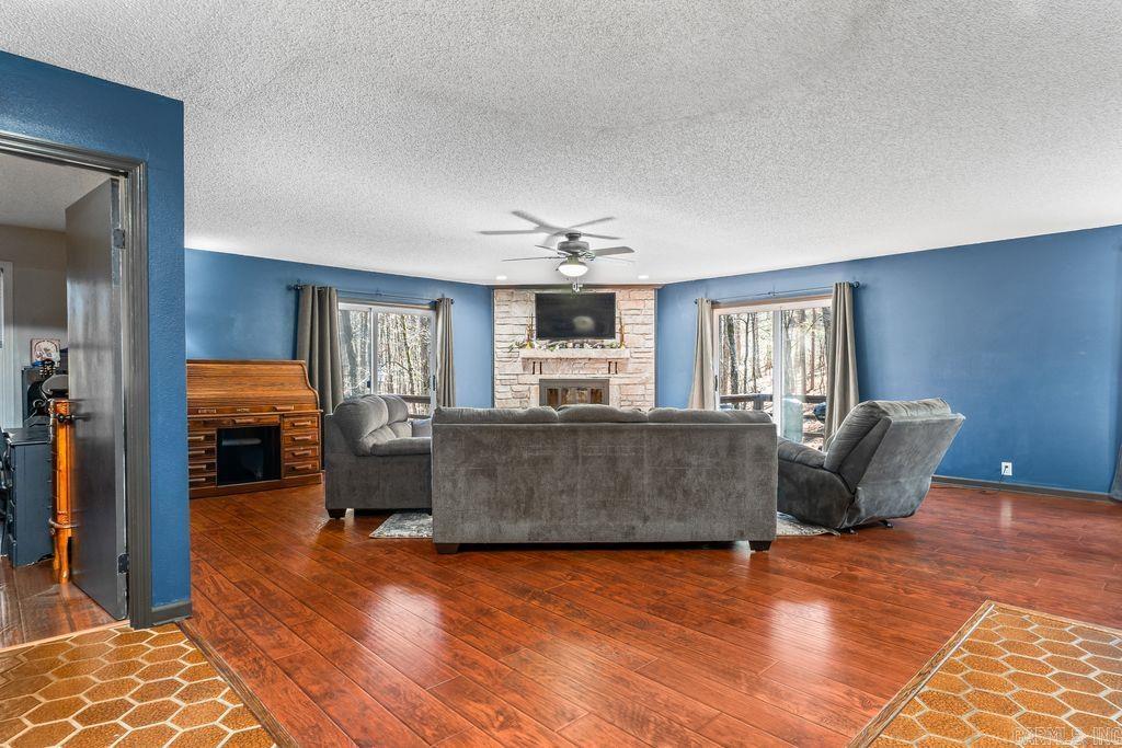 25 Alba Place  Hot Springs Village, AR