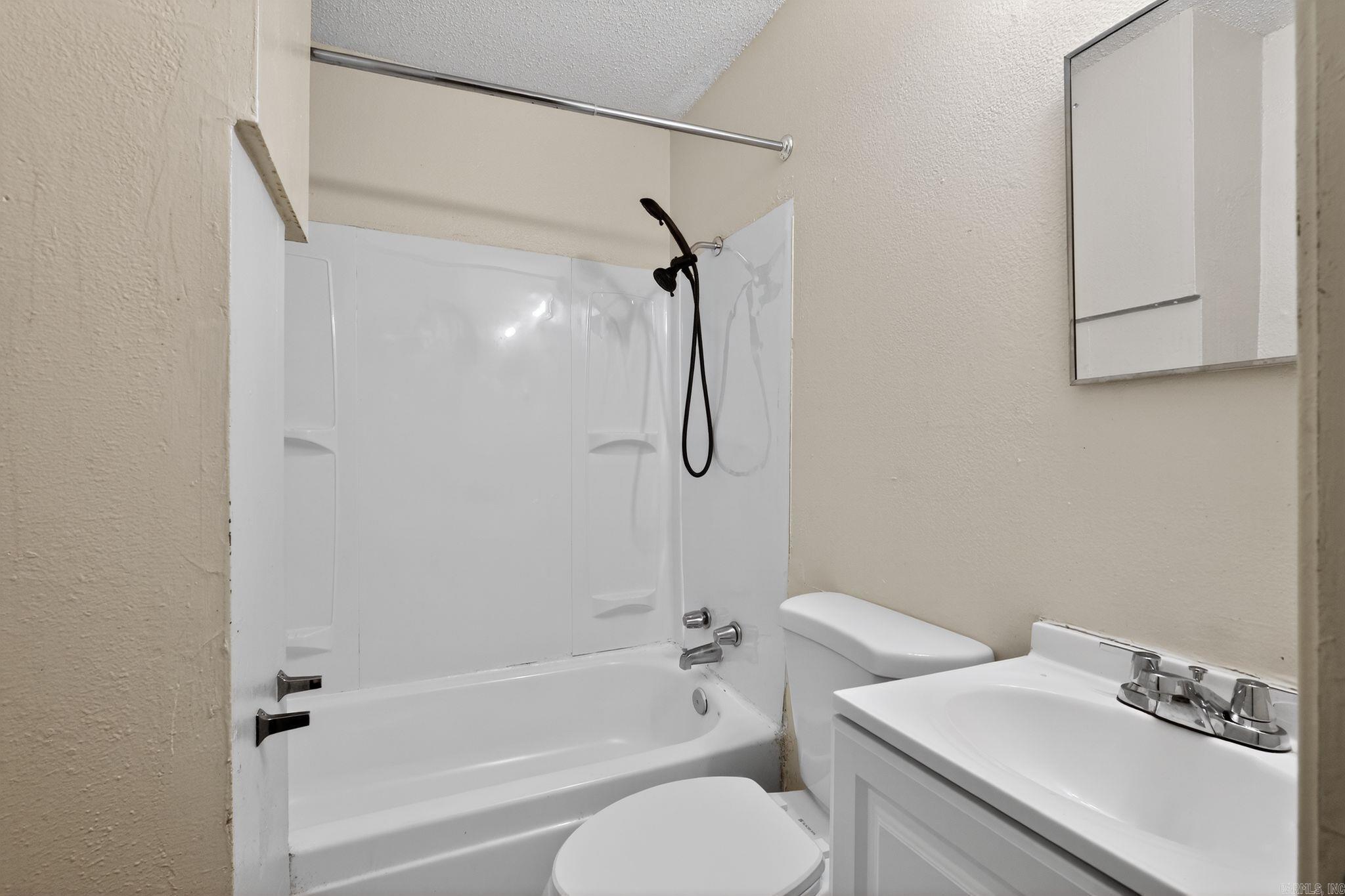 3921 Cobb  Little Rock, AR