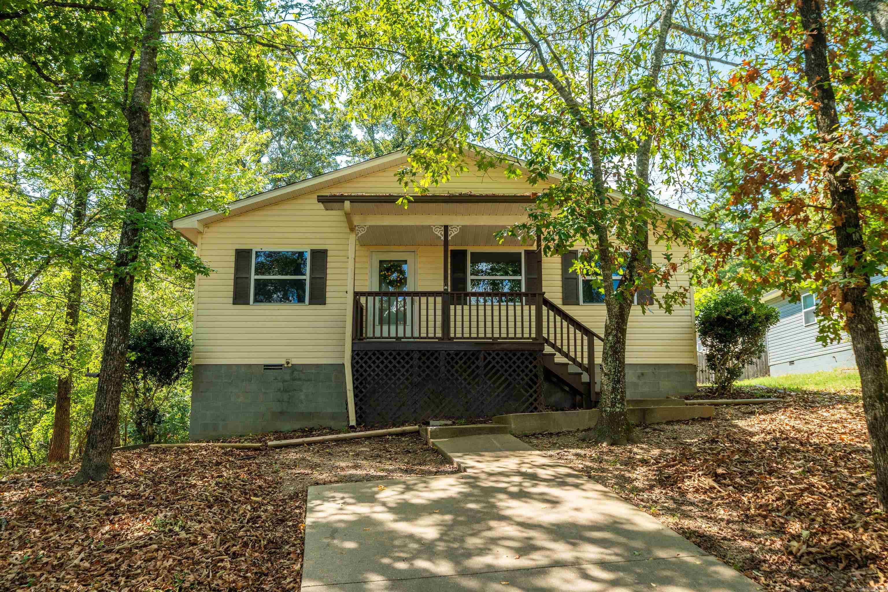 112 Newton  Hot Springs, AR