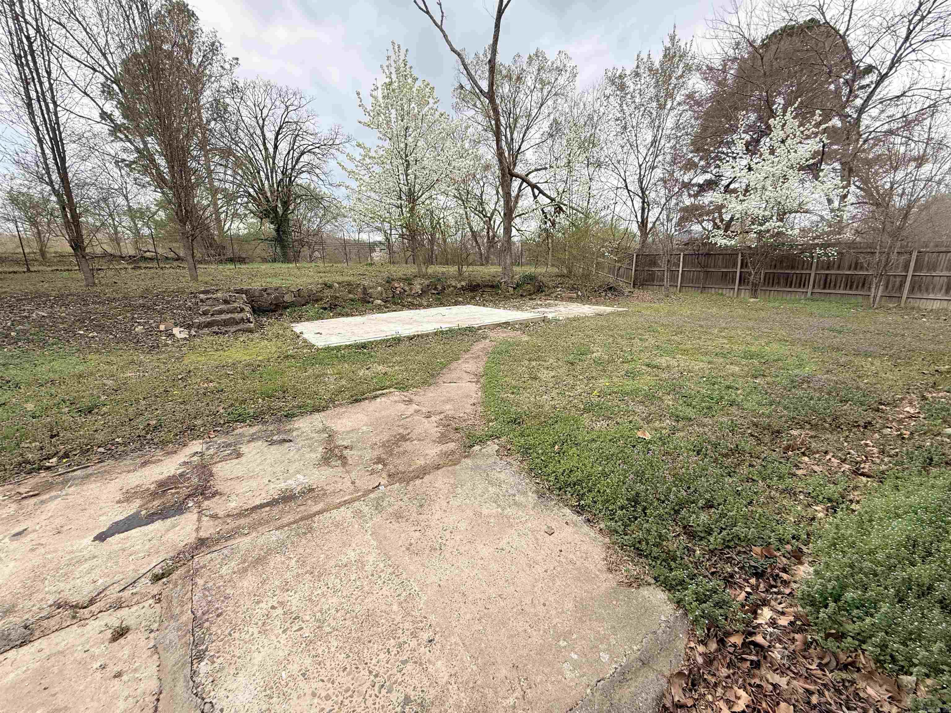 415 S 4th  Glenwood, AR