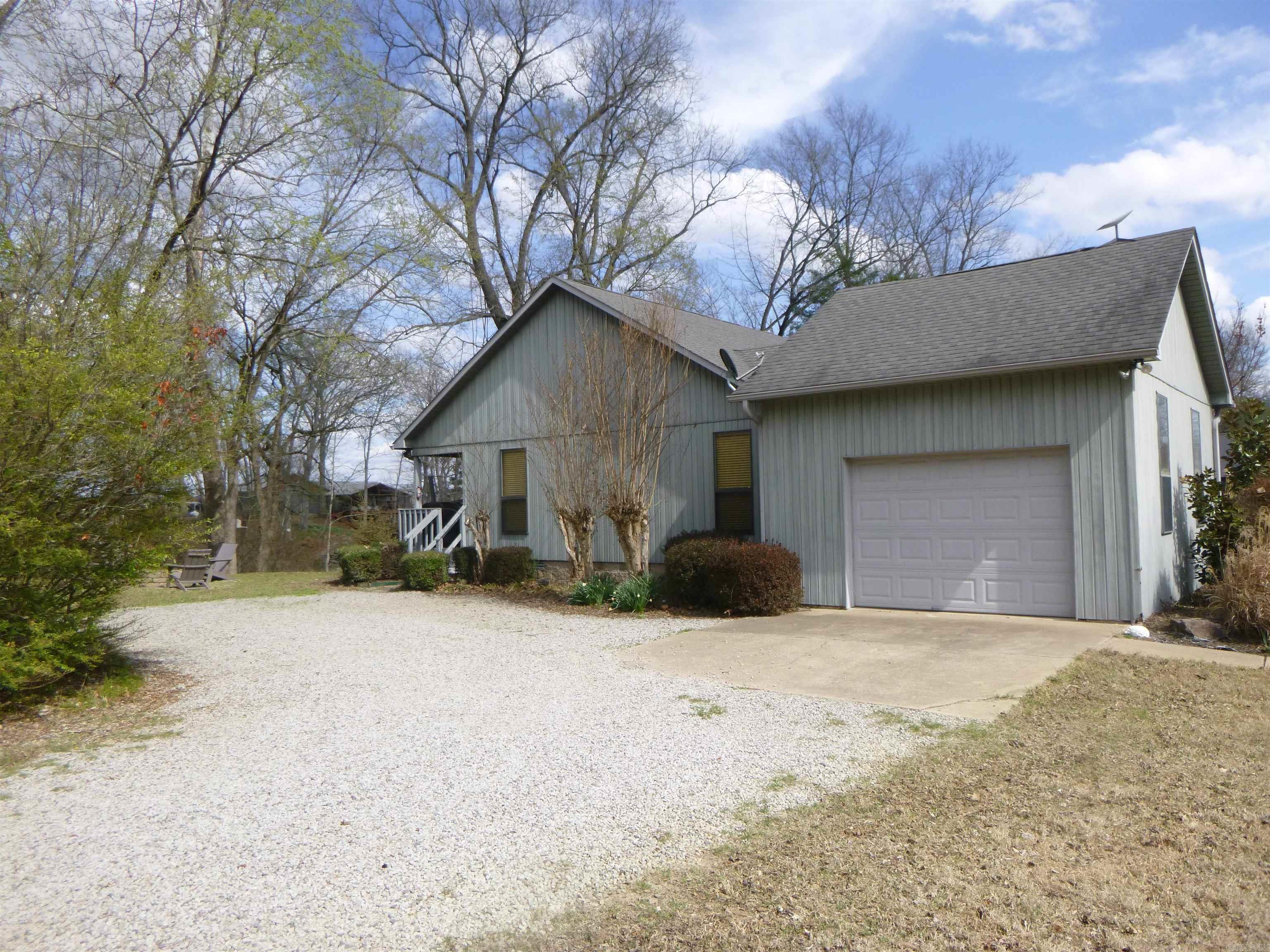 284 Dripping Springs  Pangburn, AR