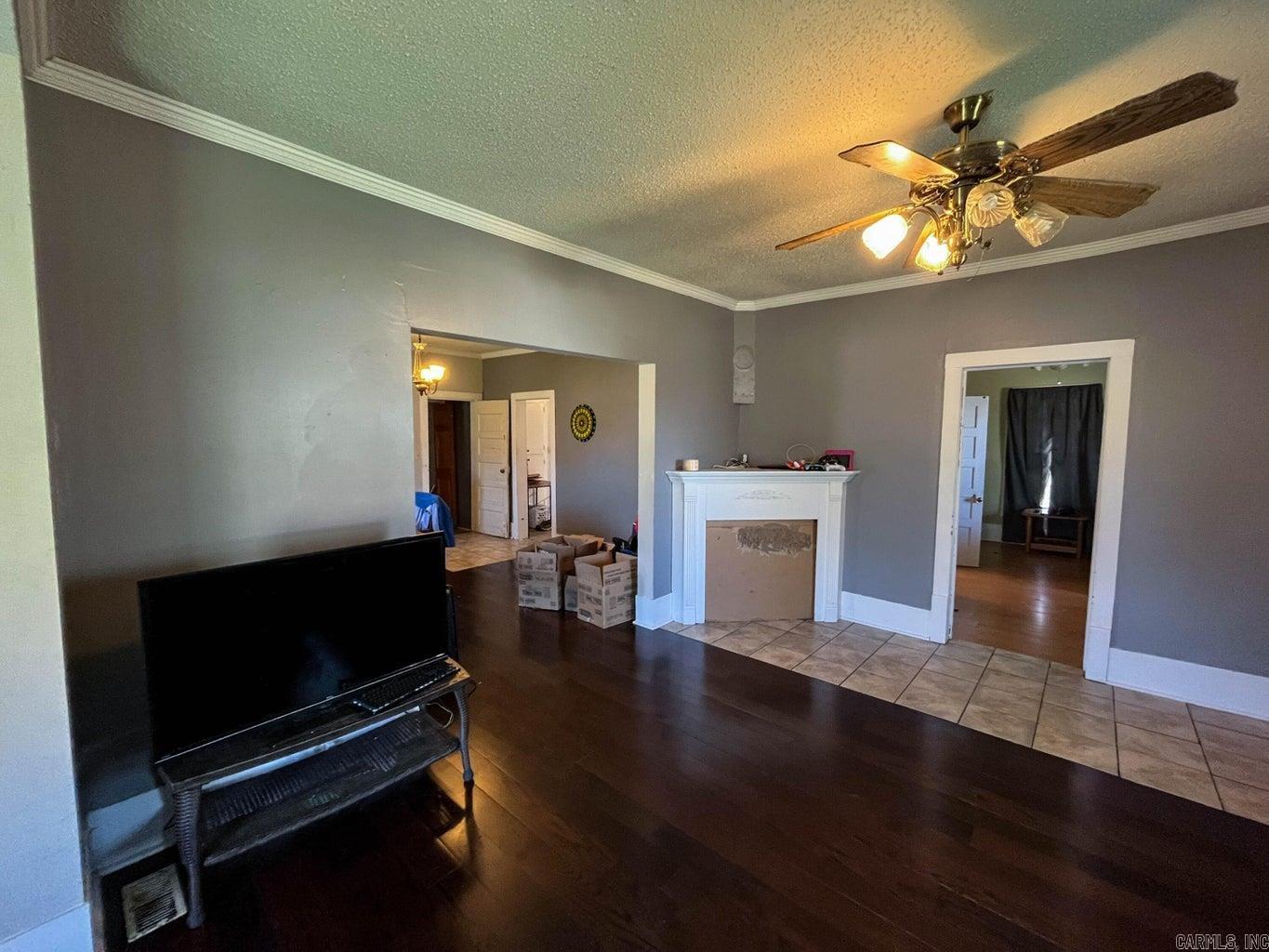 903 Vine  Thayer, MO