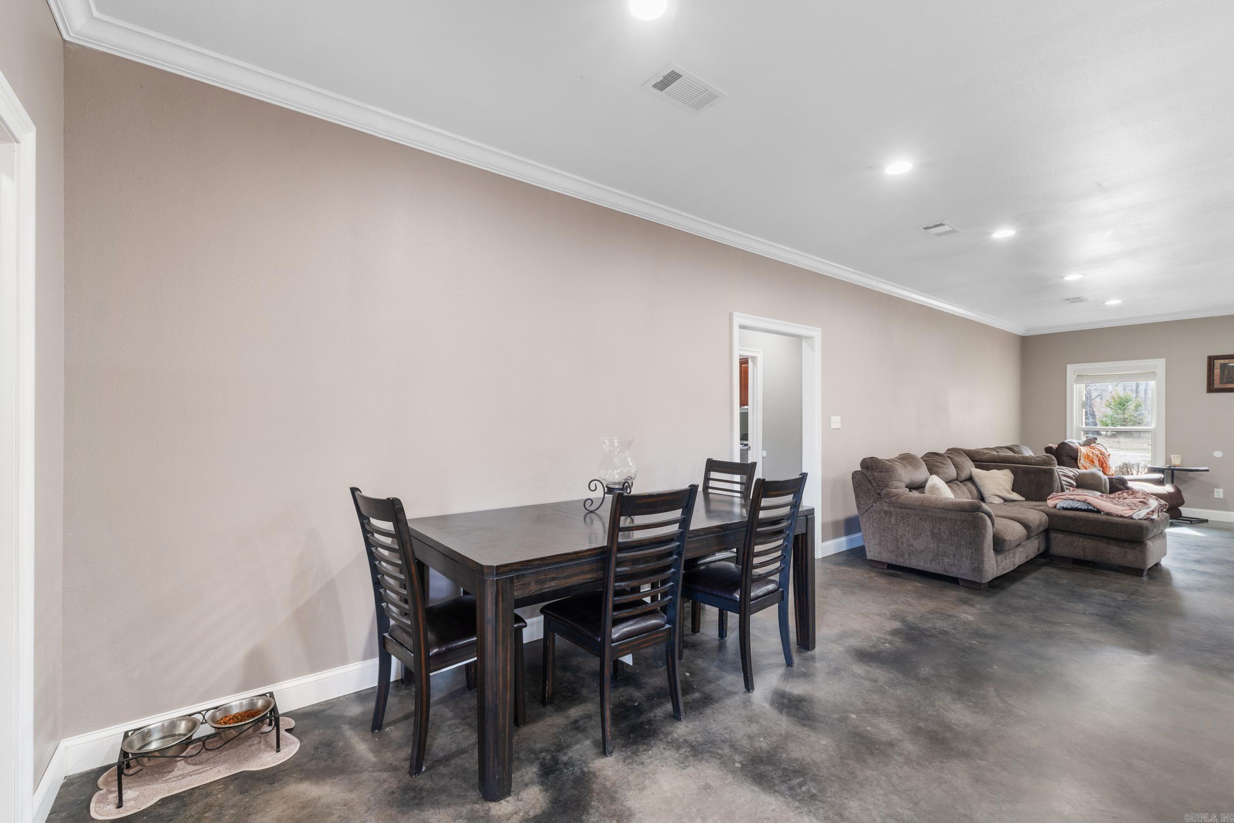 6 County Road 343  Mountain Home, AR