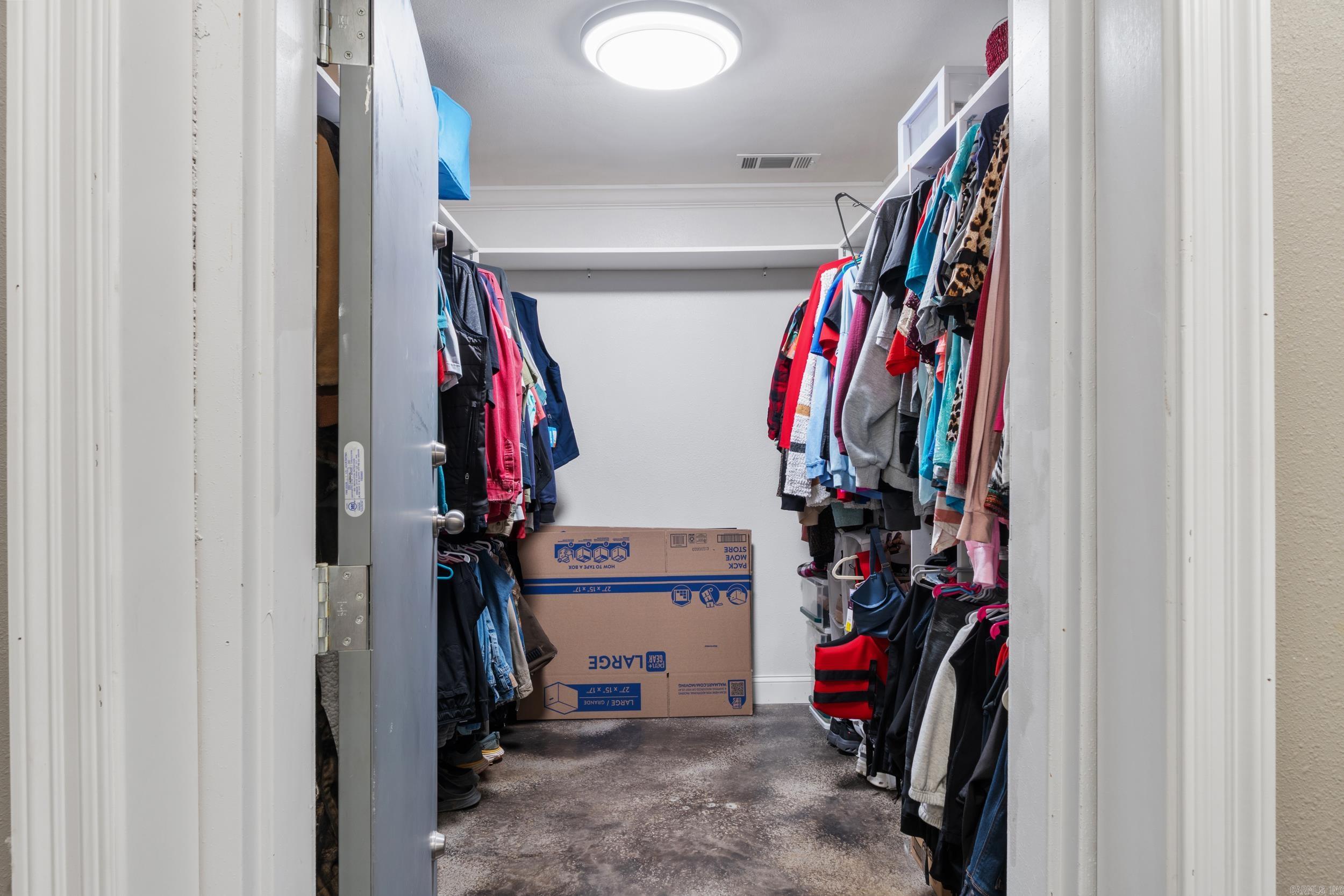 6 County Road 343  Mountain Home, AR