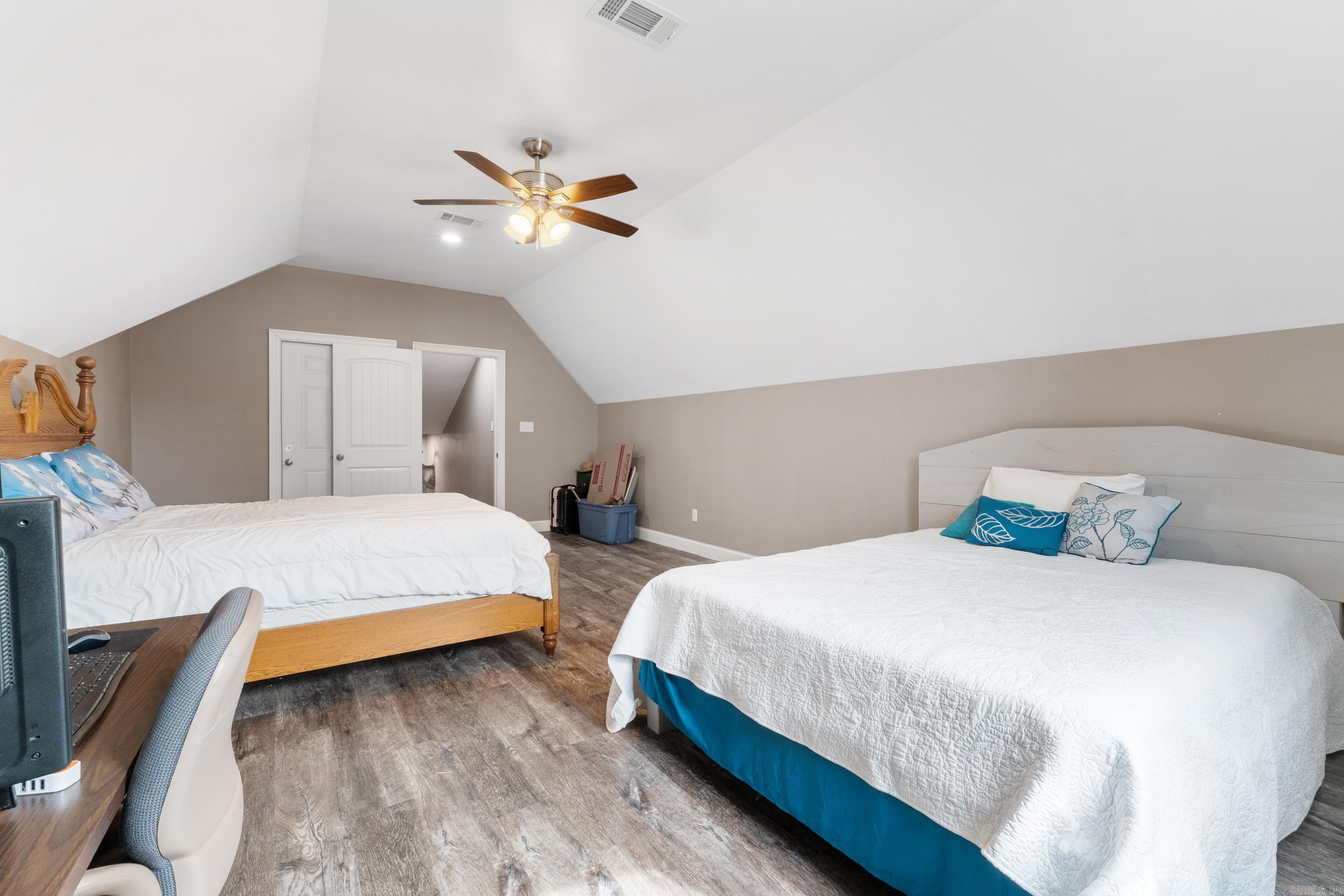 6 County Road 343  Mountain Home, AR