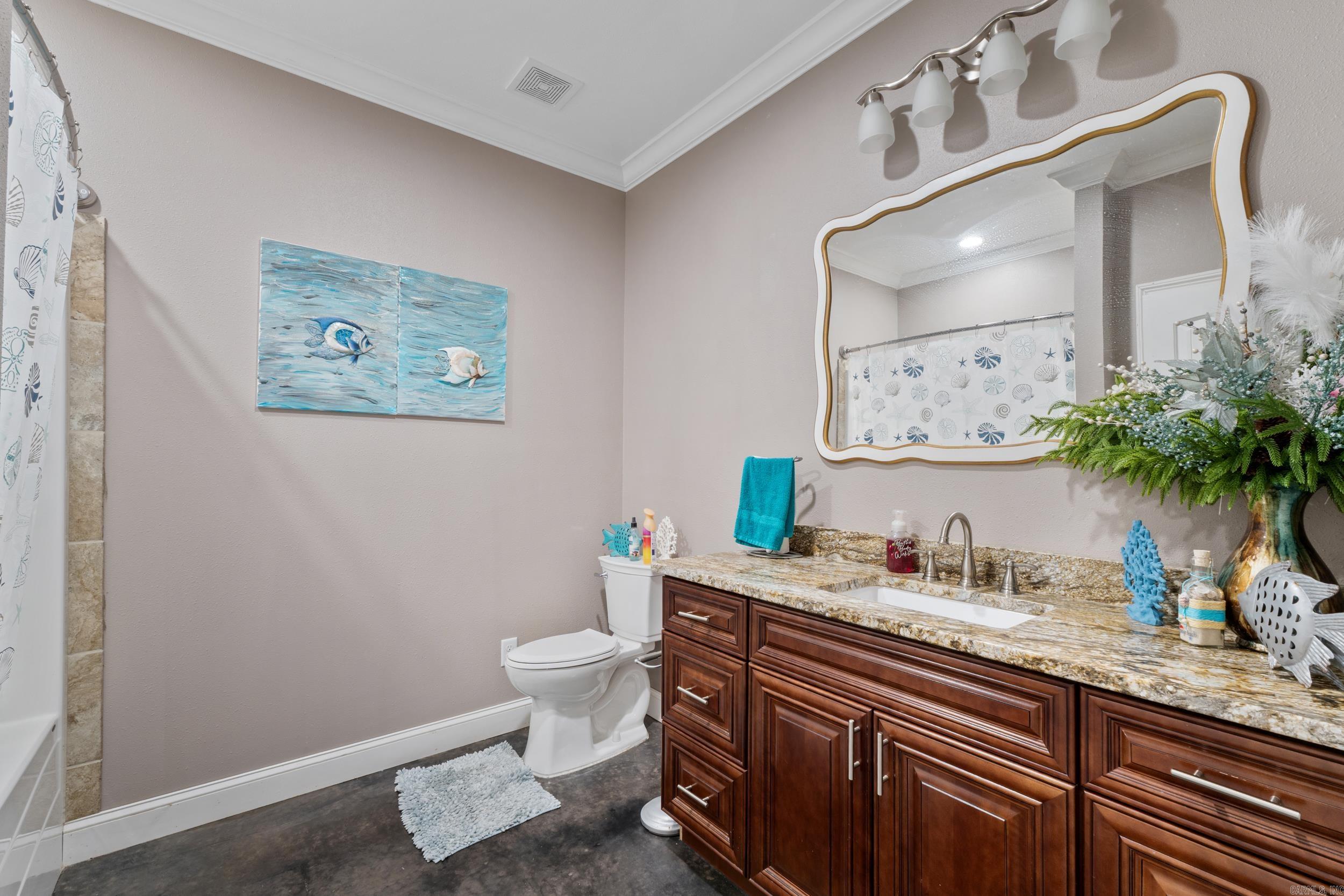 6 County Road 343  Mountain Home, AR