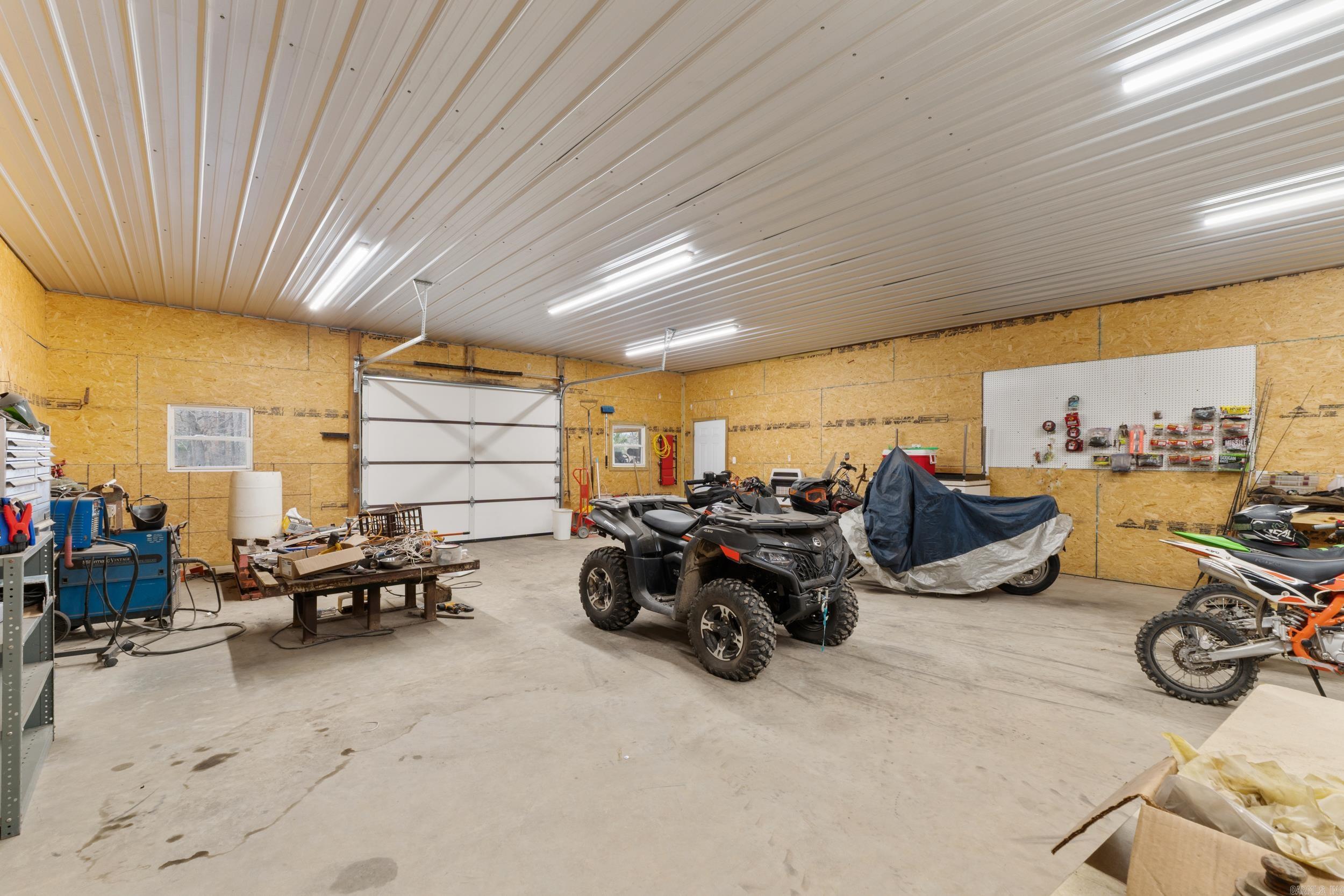 6 County Road 343  Mountain Home, AR