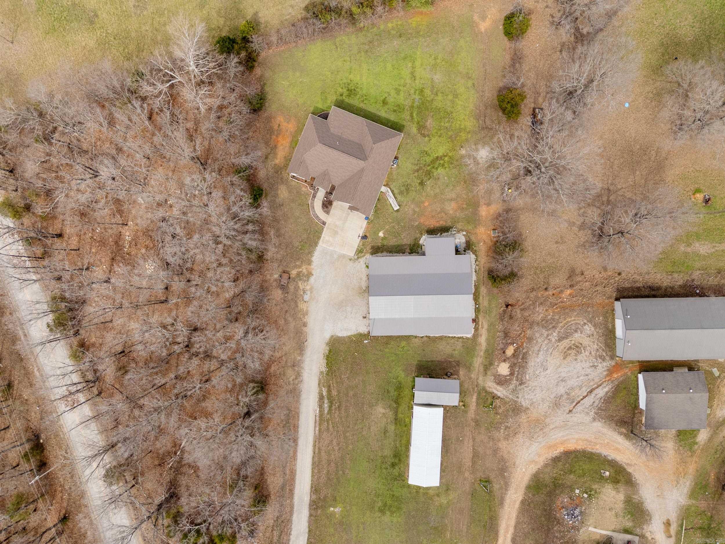 6 County Road 343  Mountain Home, AR