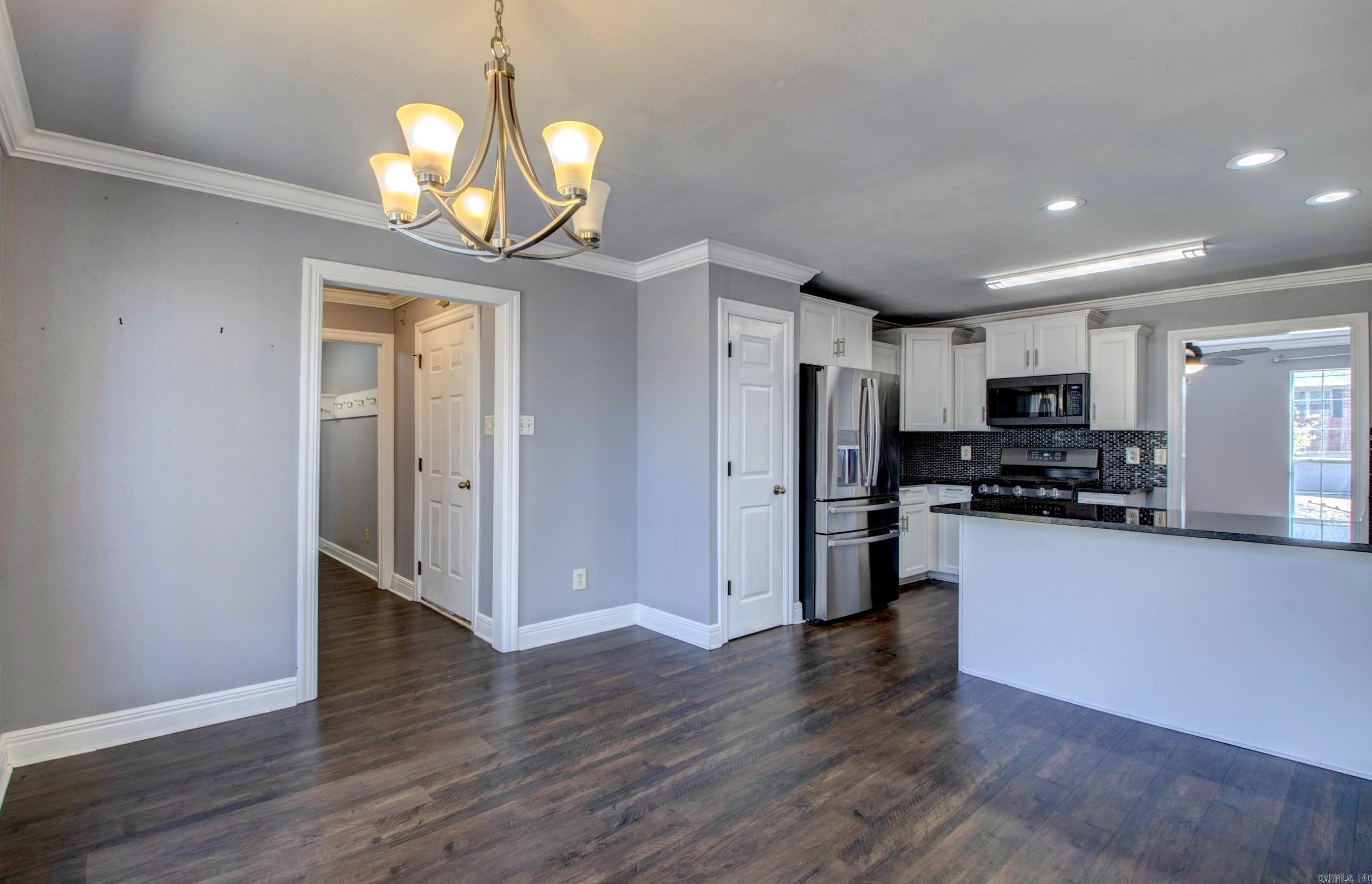 1316 River Oaks  Benton, AR