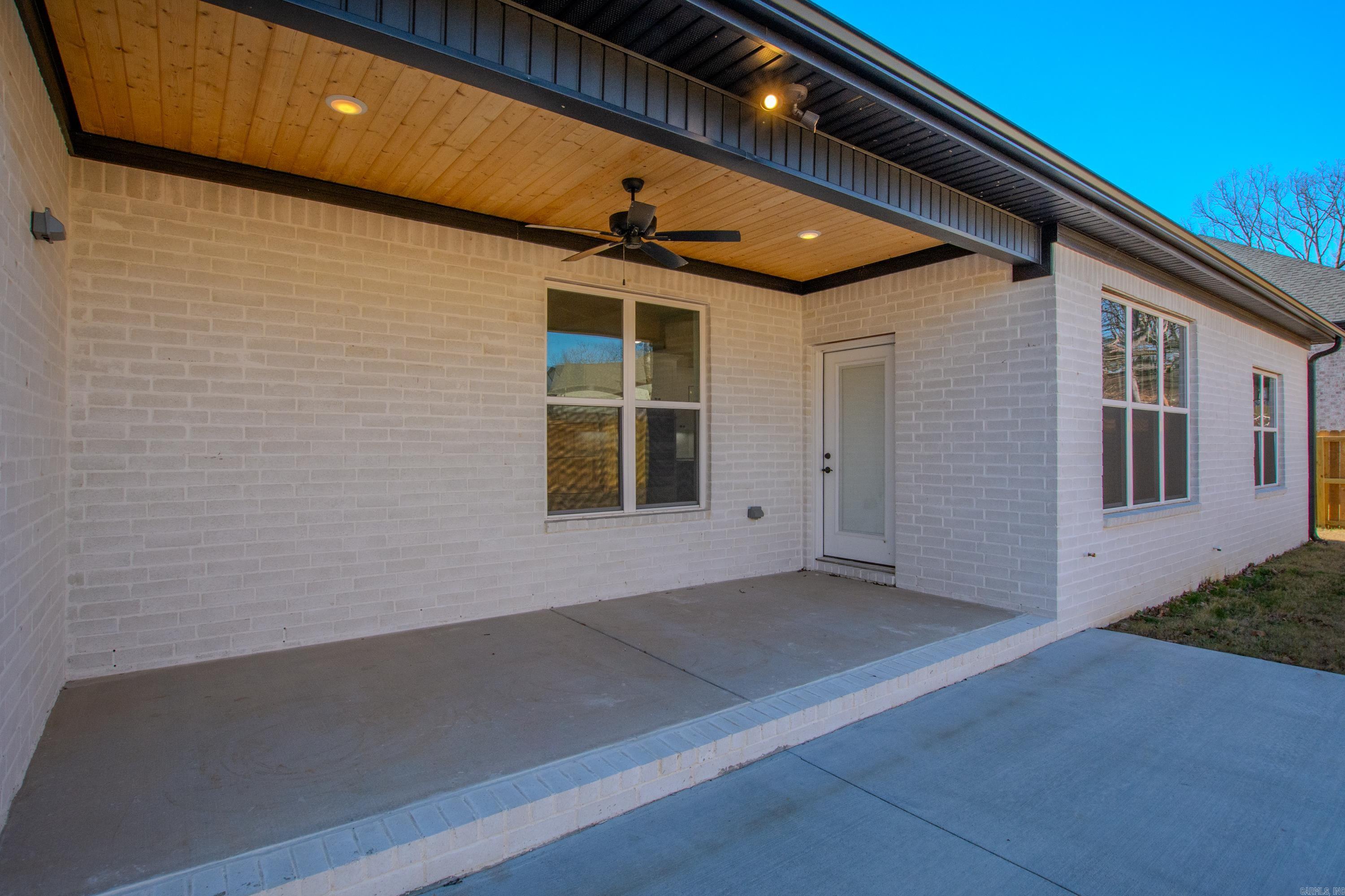 2243 E Maryland Ave  Sherwood, AR