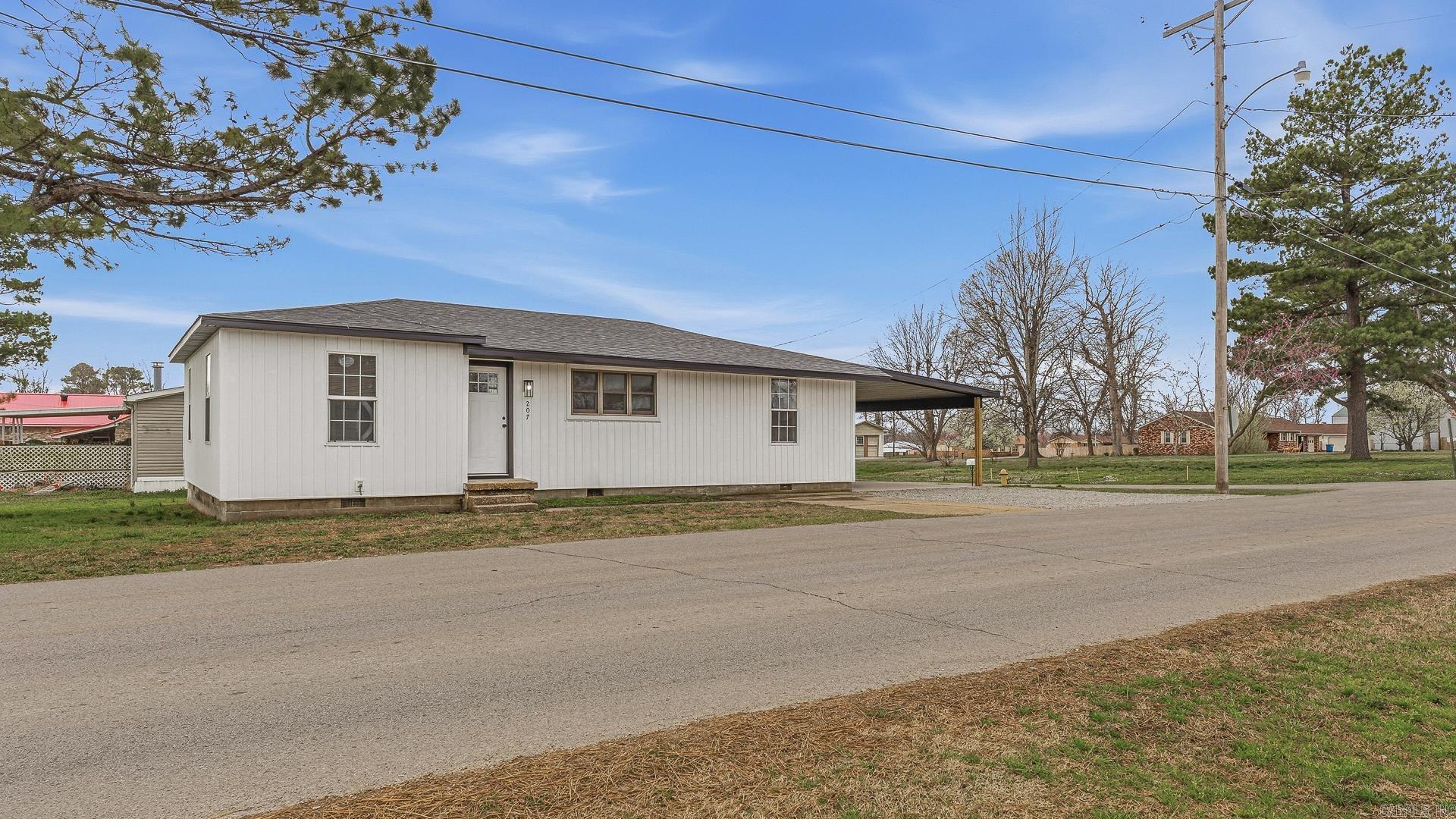 207 W Franklin St.  Marmaduke, AR