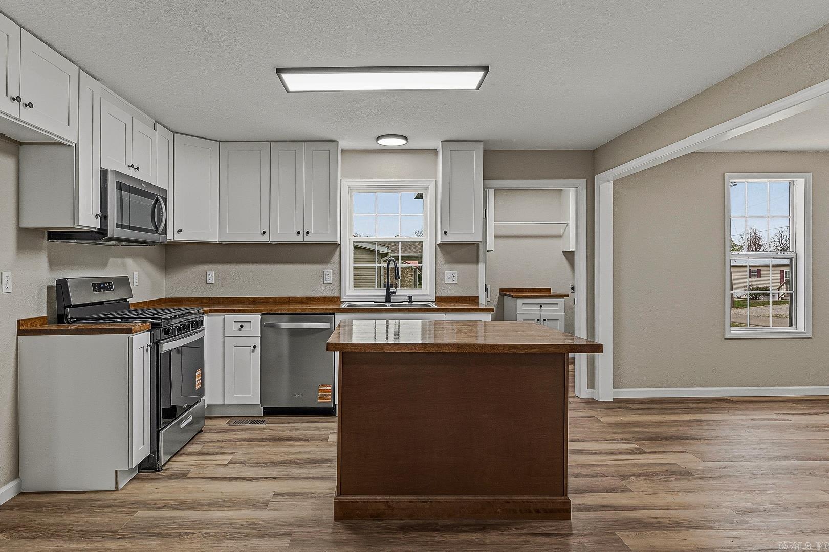 207 W Franklin St.  Marmaduke, AR