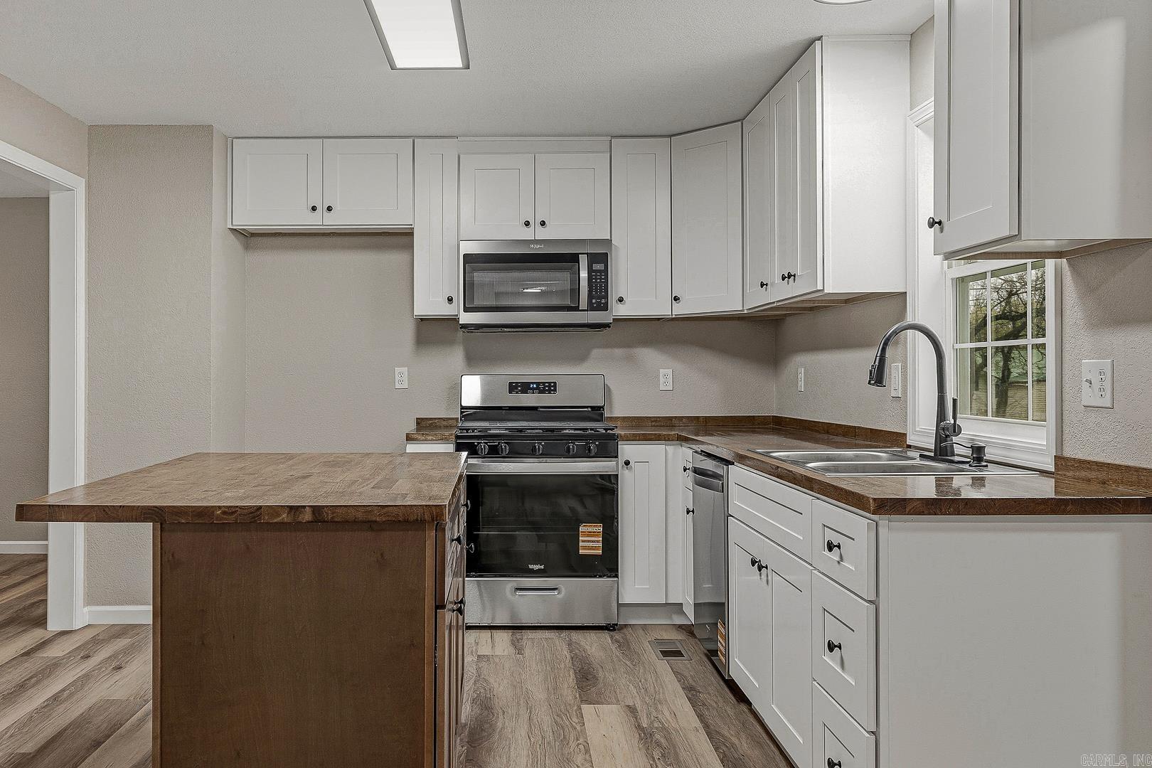 207 W Franklin St.  Marmaduke, AR