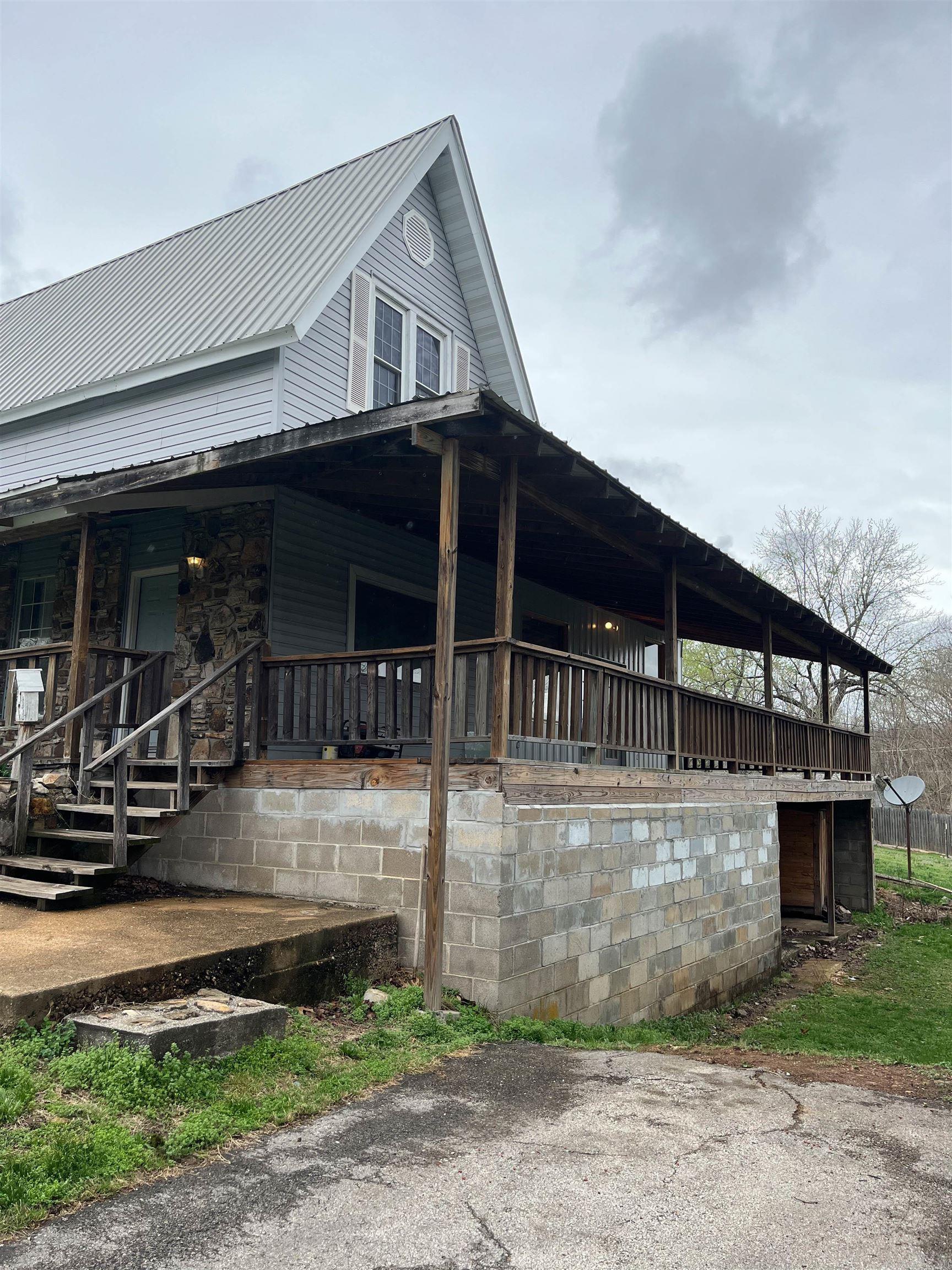 695 Summit  Mammoth Spring, AR