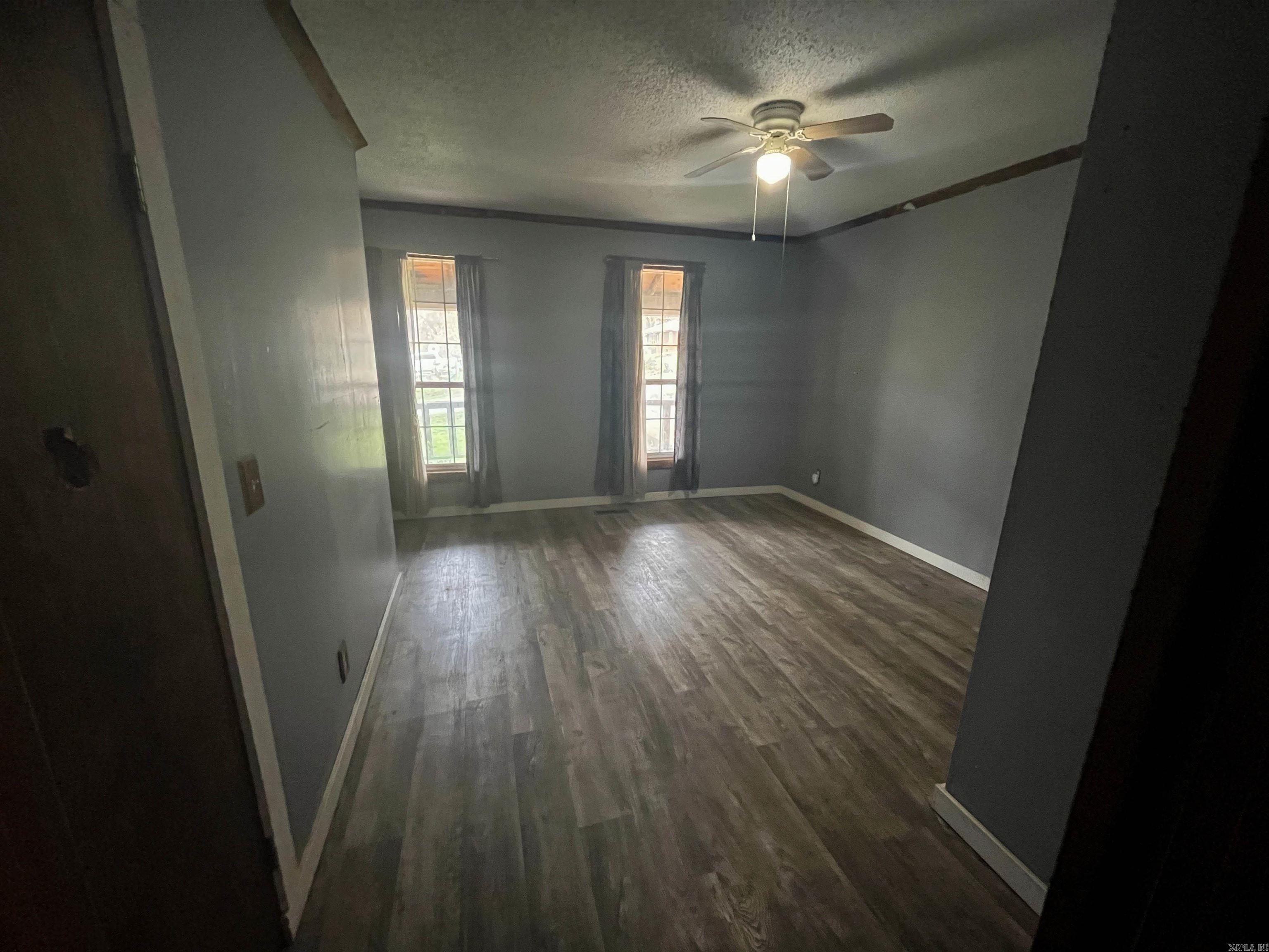 695 Summit  Mammoth Spring, AR