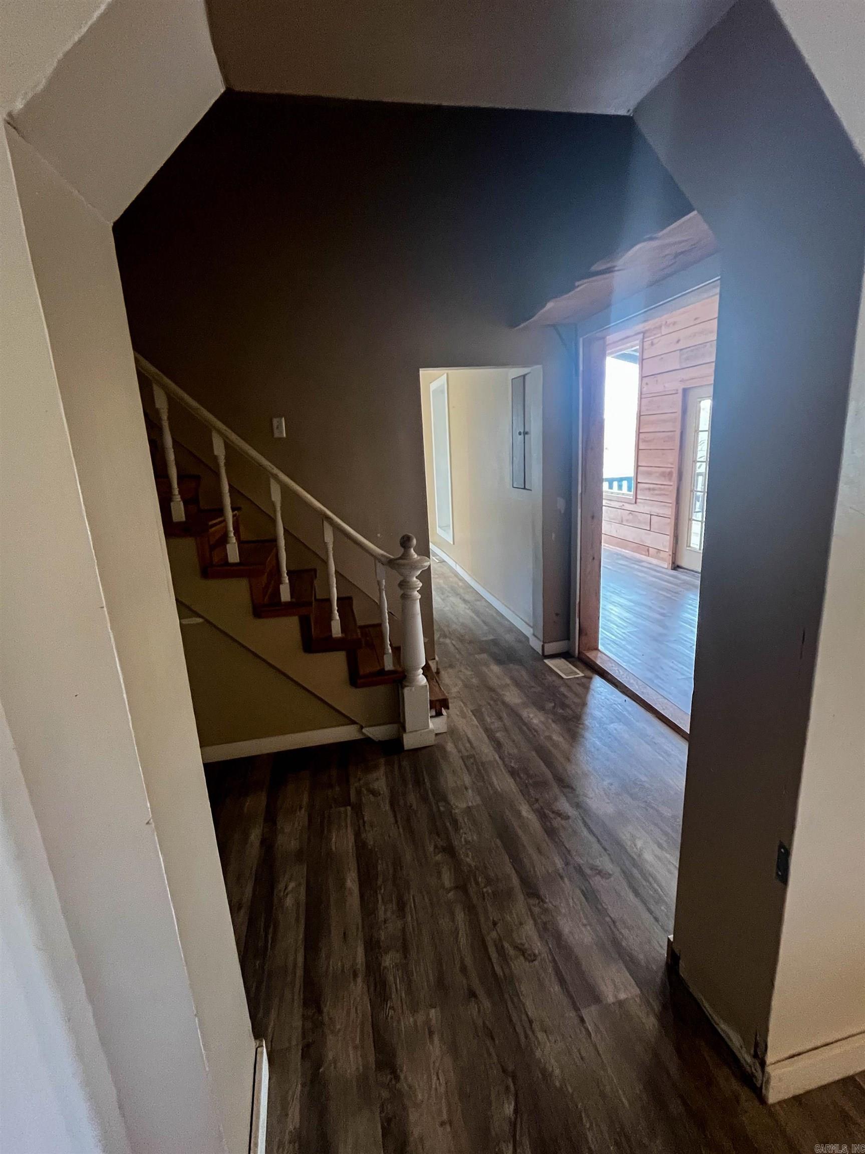 695 Summit  Mammoth Spring, AR