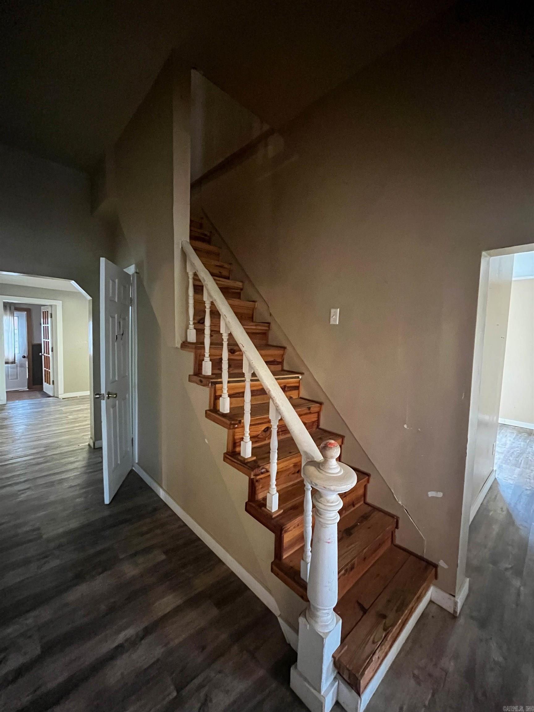 695 Summit  Mammoth Spring, AR