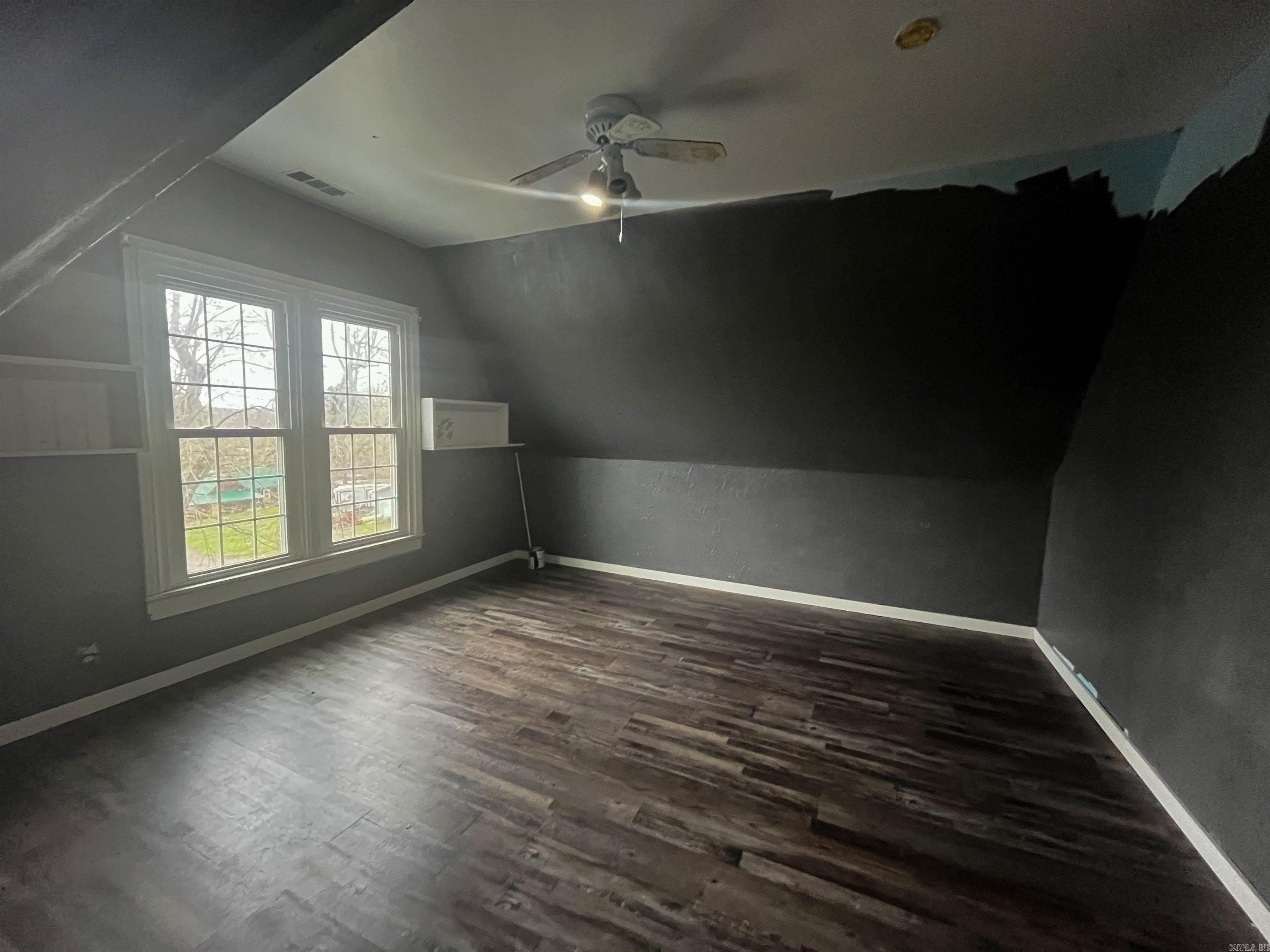 695 Summit  Mammoth Spring, AR