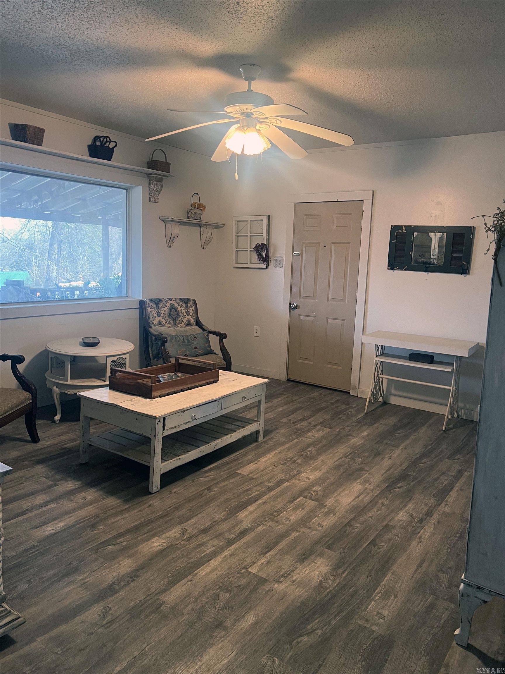 695 Summit  Mammoth Spring, AR