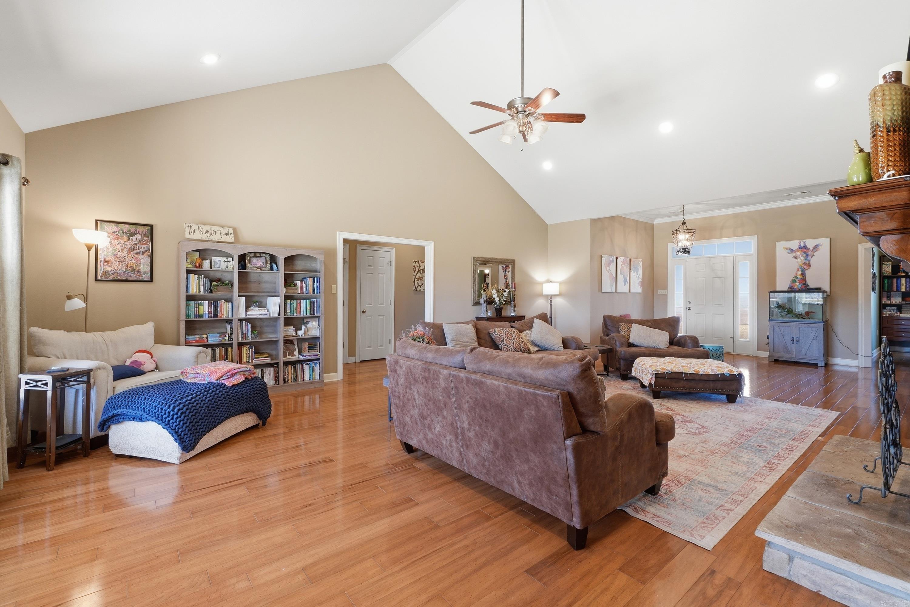 2835 Glohaven  Conway, AR